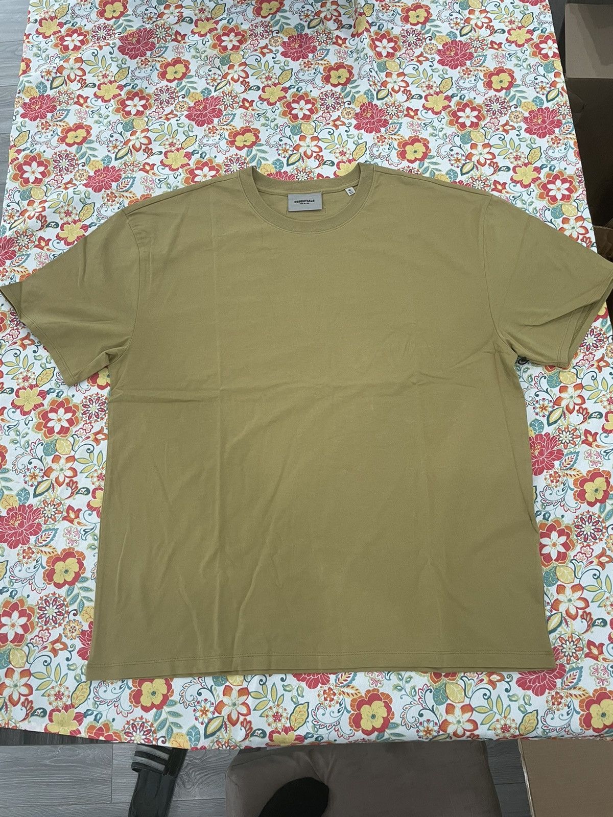 Fear of God Fear of God Essentials Amber T-Shirt Size US XL / EU 56 / 4 - 2 Thumbnail
