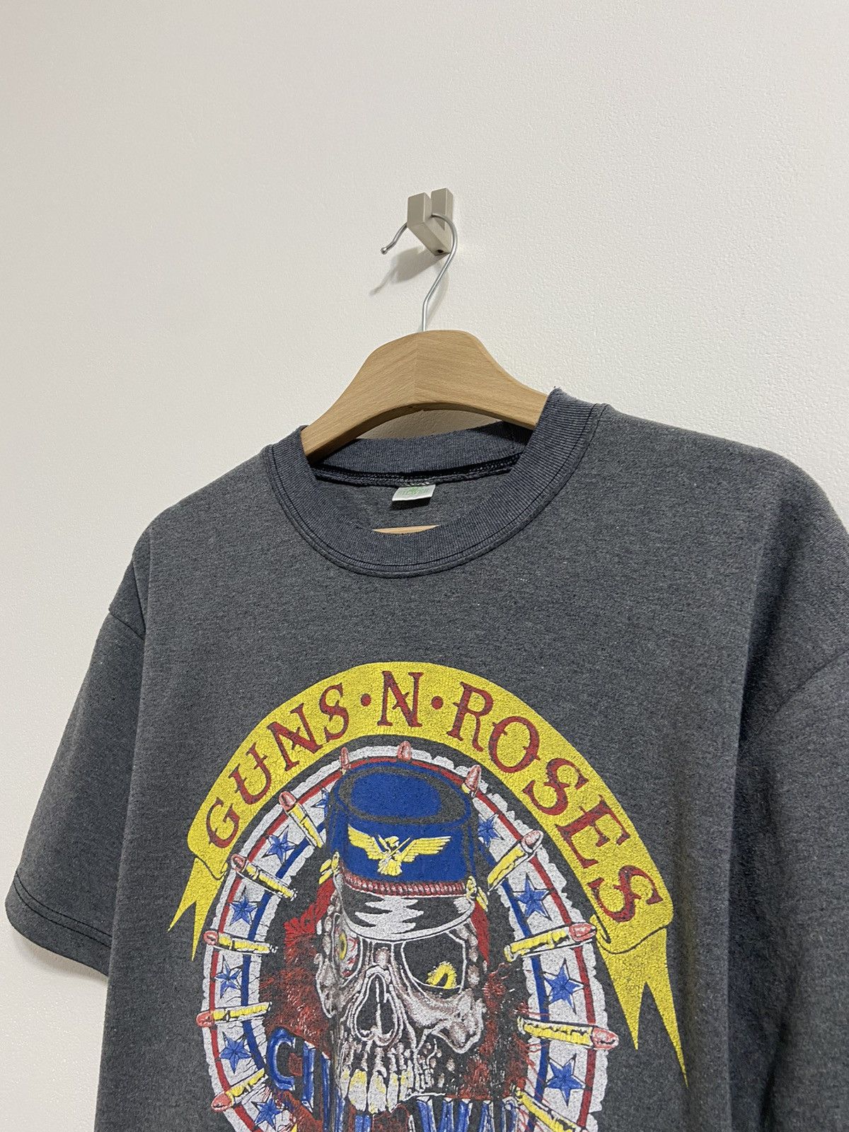 Band Tees × Guns N' Roses × Vintage Vintage Guns N Roses Tour Tee 1991 1993 Size US L / EU 52-54 / 3 - 2 Thumbnail