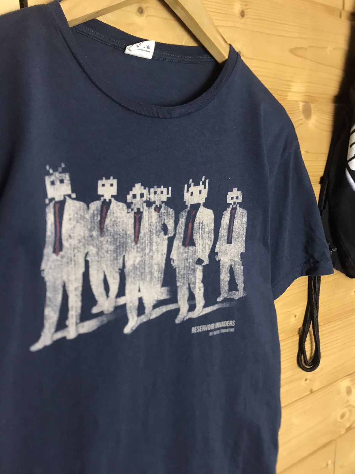Japanese Brand Reservoir Dogs X Space Invaders by Taito t-shirt Size US S / EU 44-46 / 1 - 3 Thumbnail
