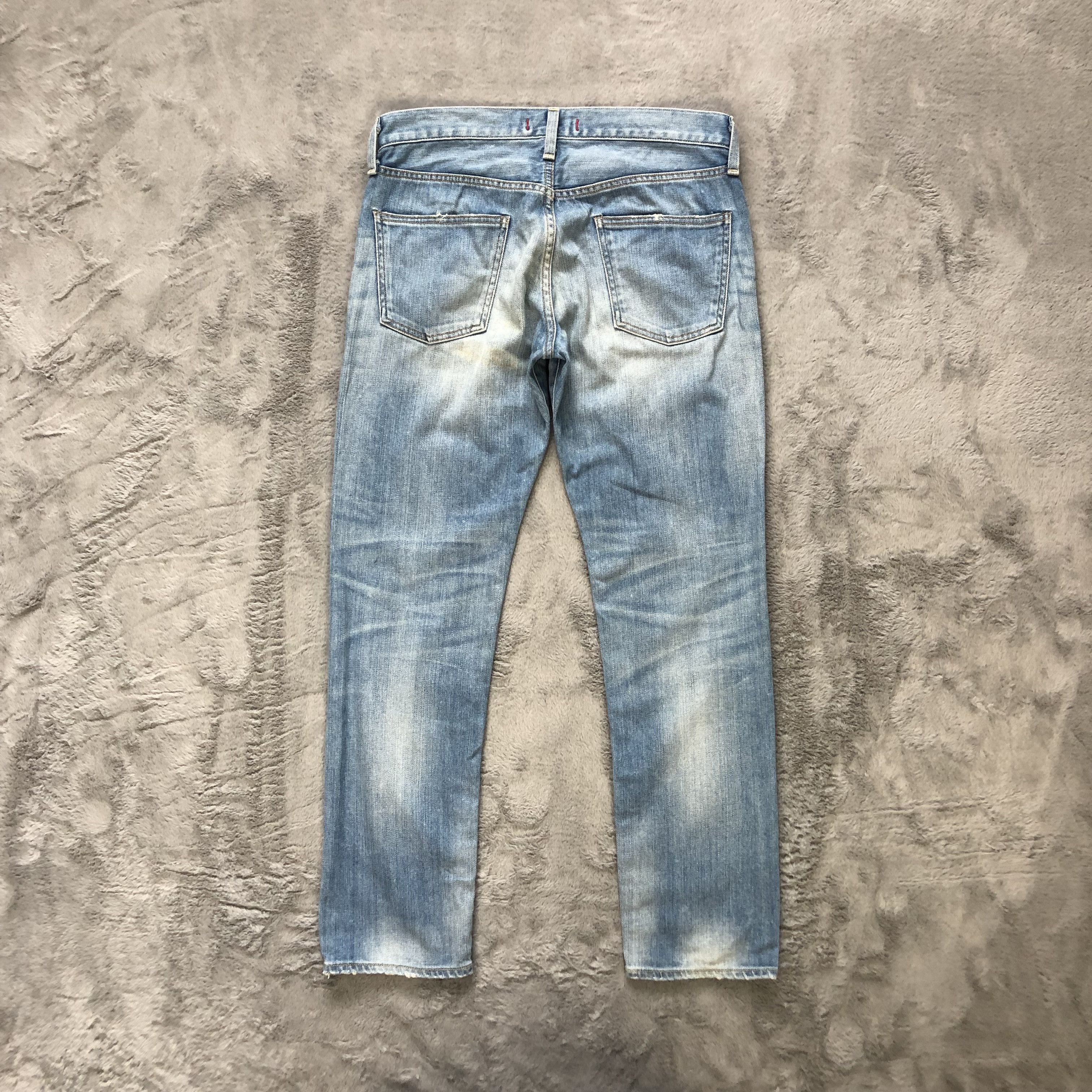 Japanese Brand RED CARD LIGHT WASH SLIM FIT DENIM PANTS #6485-221 Size US 31 - 12 Thumbnail