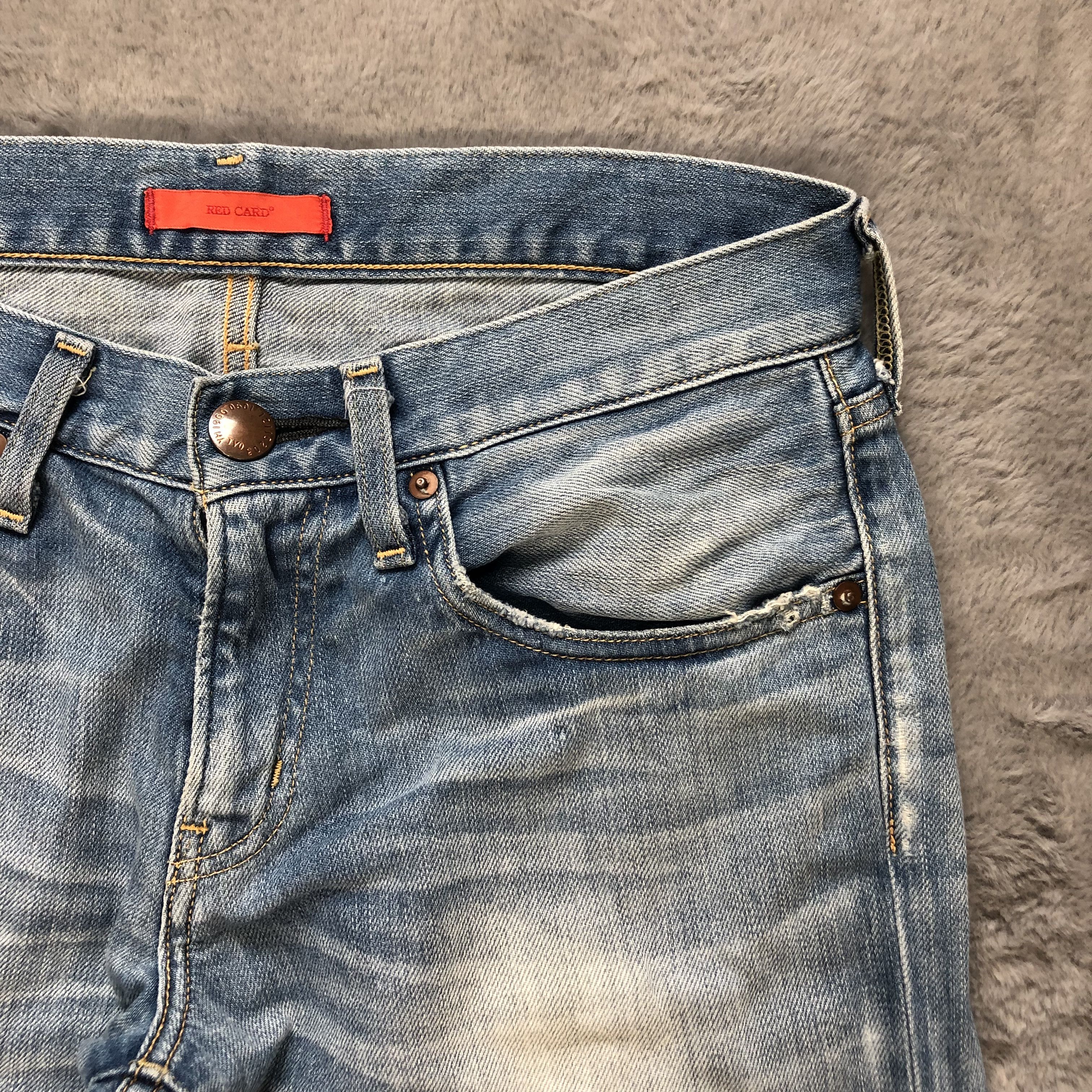 Japanese Brand RED CARD LIGHT WASH SLIM FIT DENIM PANTS #6485-221 Size US 31 - 4 Thumbnail
