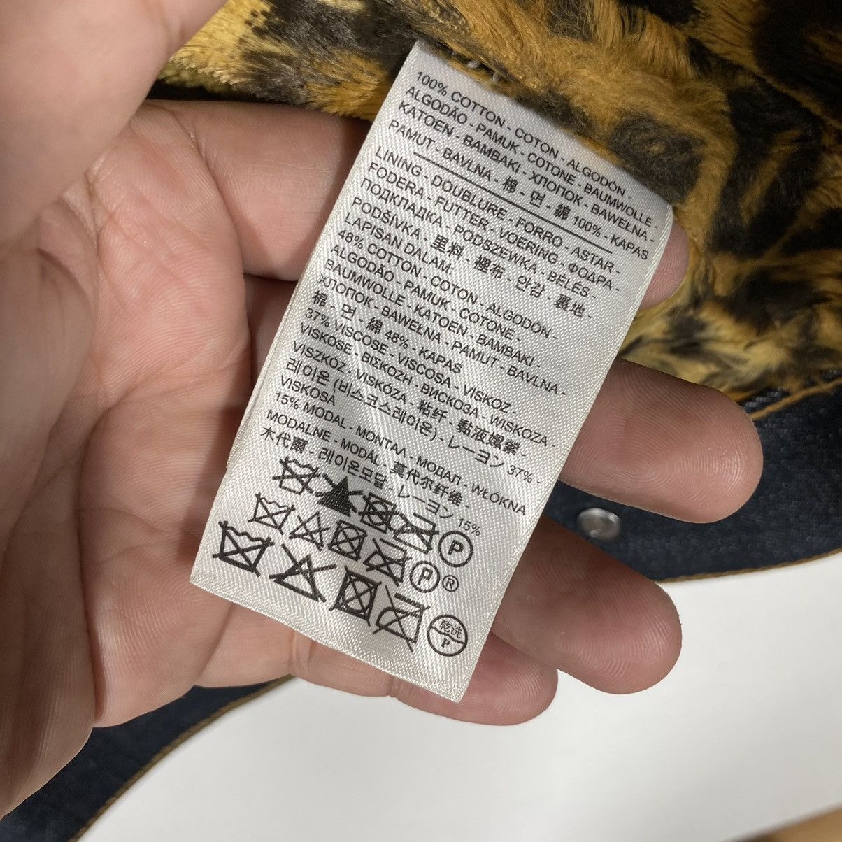Levi's × Supreme Supreme x Levi's RAW Leopard Denim Jacket S Size Size US S / EU 44-46 / 1 - 13 Thumbnail