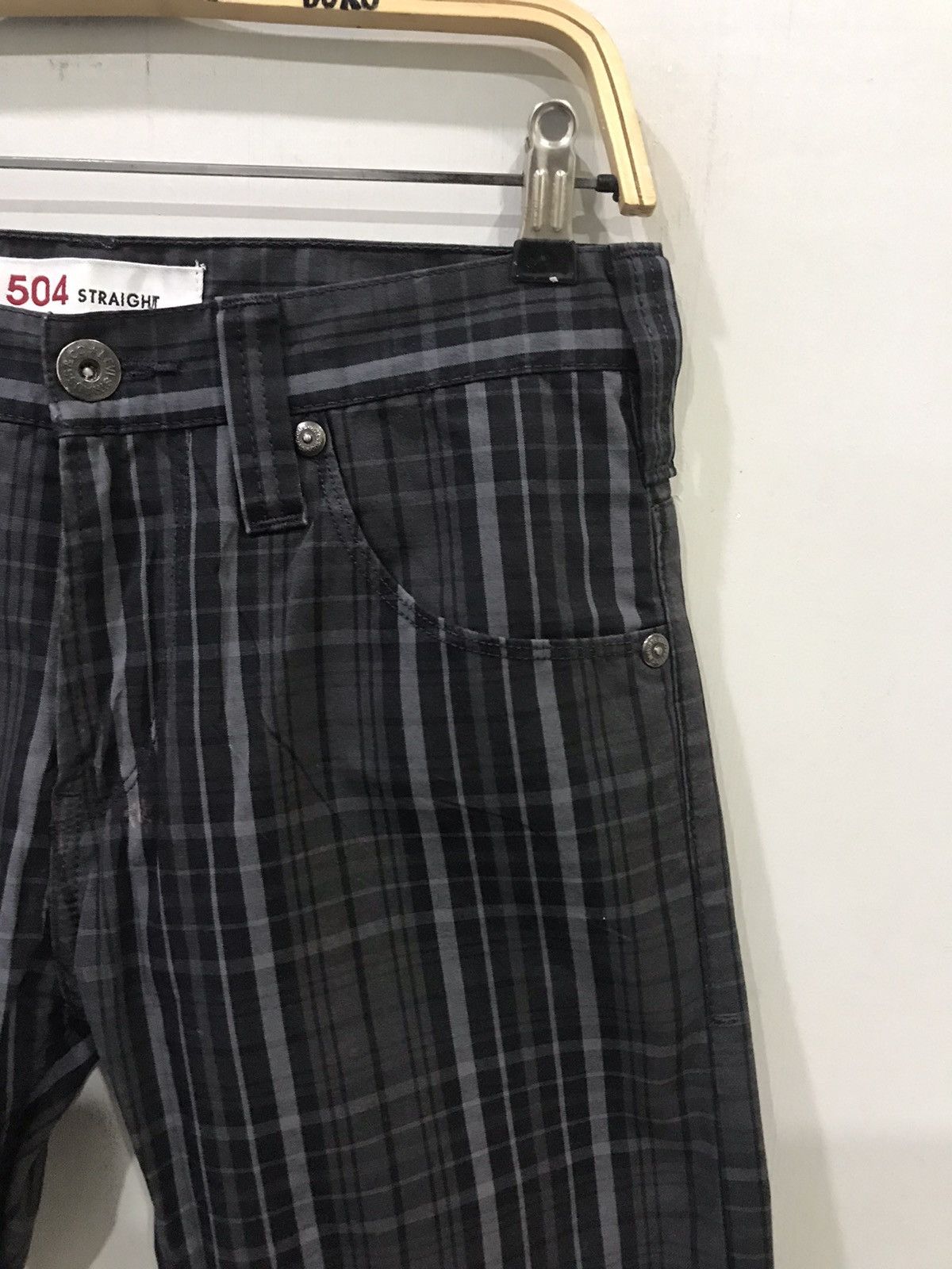 Levi's Levis 504 Straight Cut Plaid Pant Size US 30 / EU 46 - 2 Thumbnail