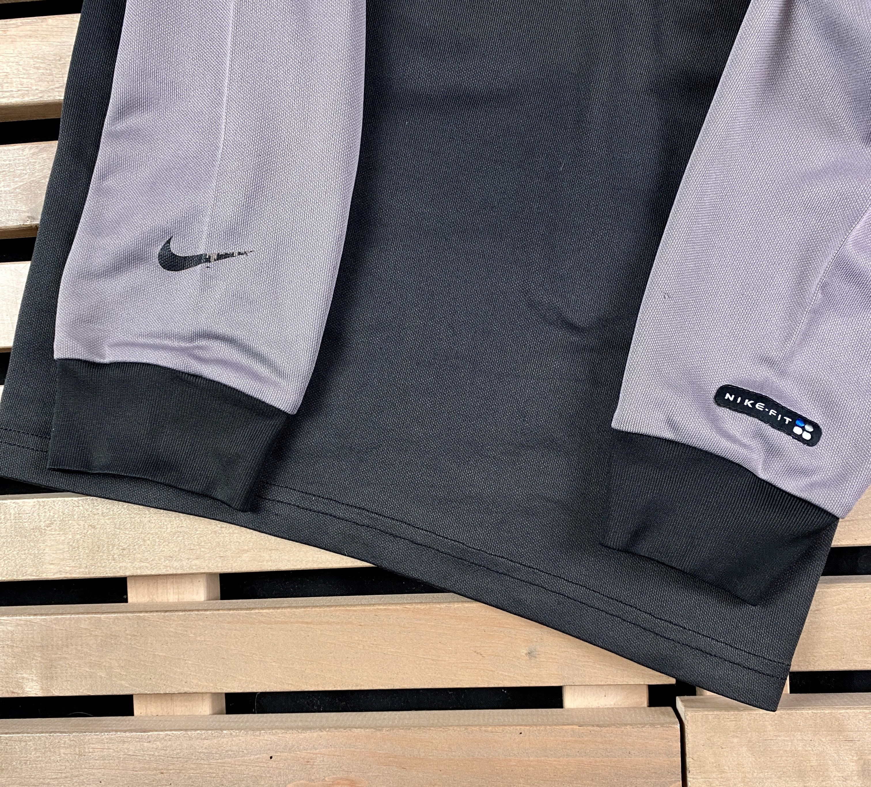 Nike × Nike ACG × Vintage Mens Sweatshirt Nike Vintage ACG Size M Size US M / EU 48-50 / 2 - 4 Thumbnail