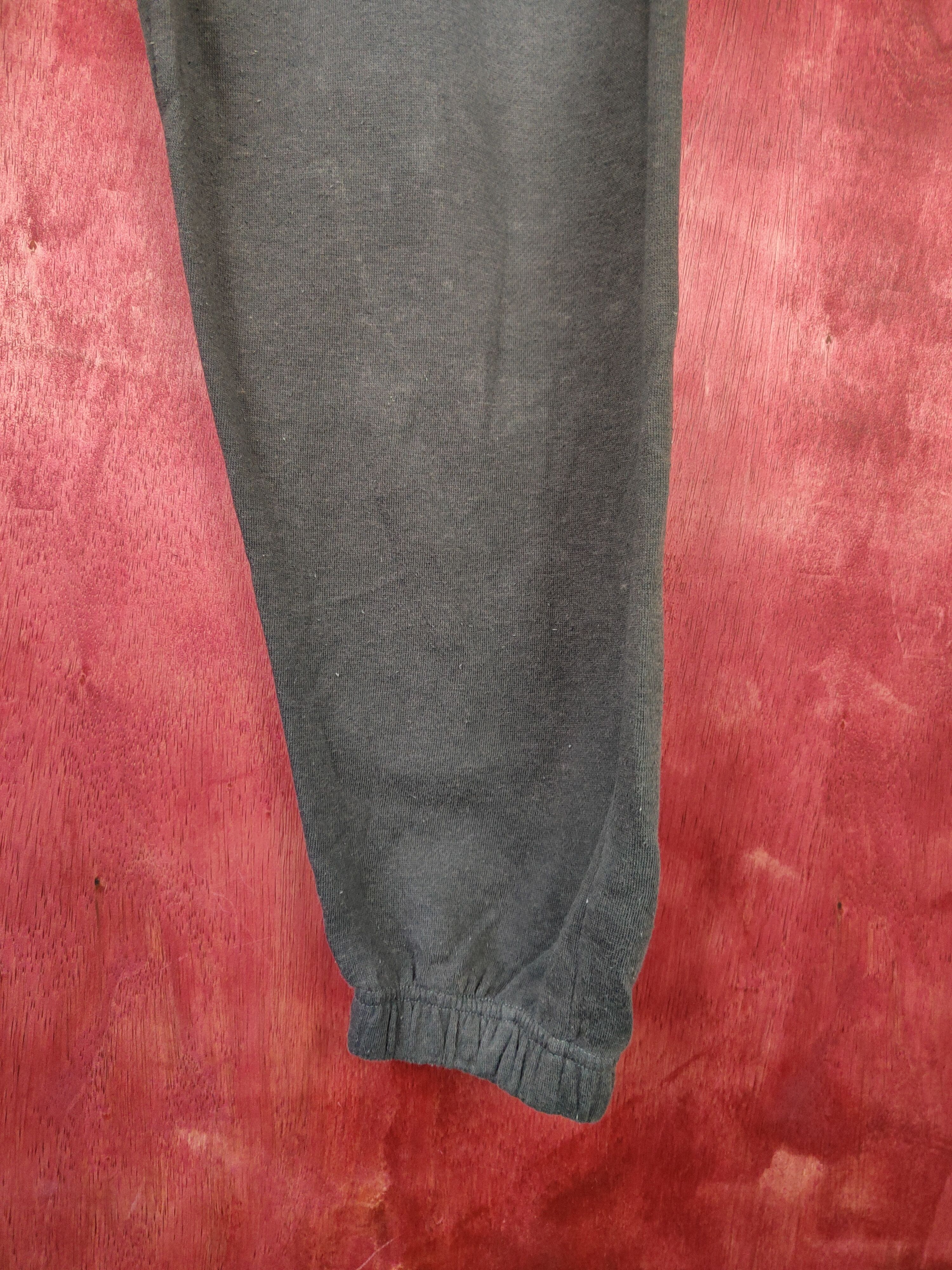 Japanese Brand × Vintage UITTG Baby Gray Sweatpants #5230 Size US 29 - 7 Thumbnail