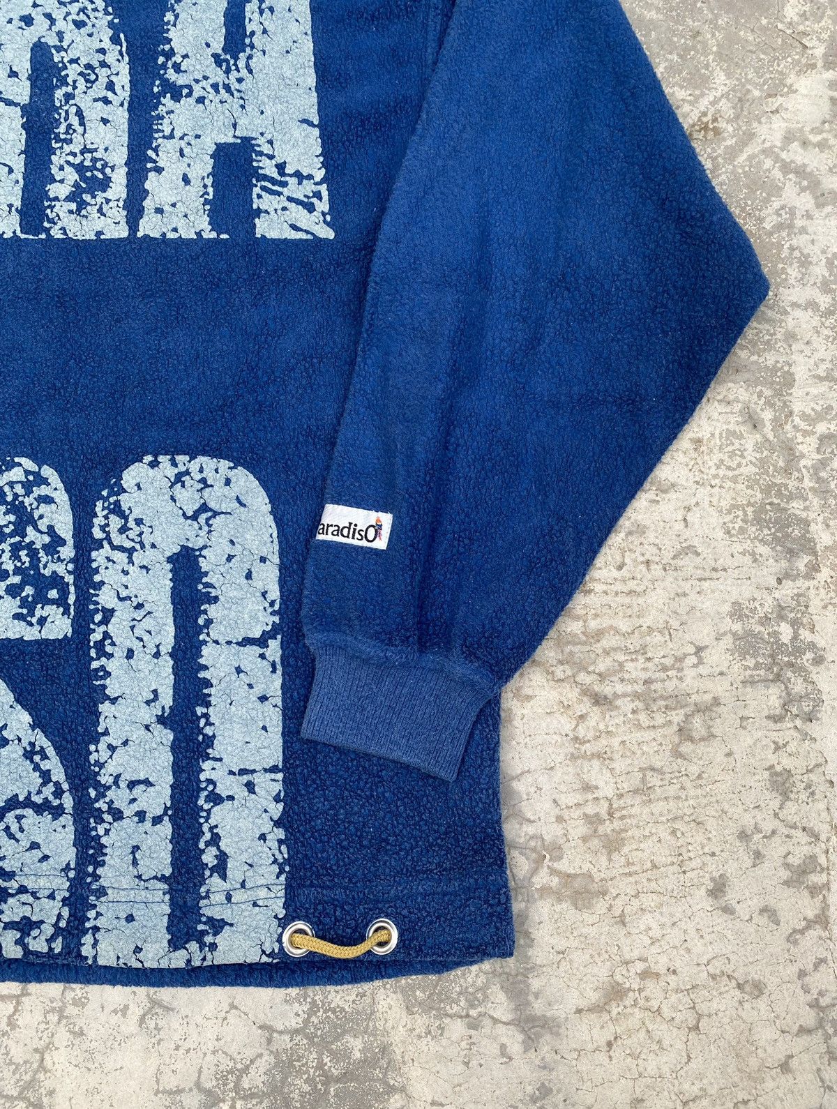 Japanese Brand Vintage Paradise Fleece Sweatshirt Over Size Made in Japan Size US M / EU 48-50 / 2 - 3 Thumbnail
