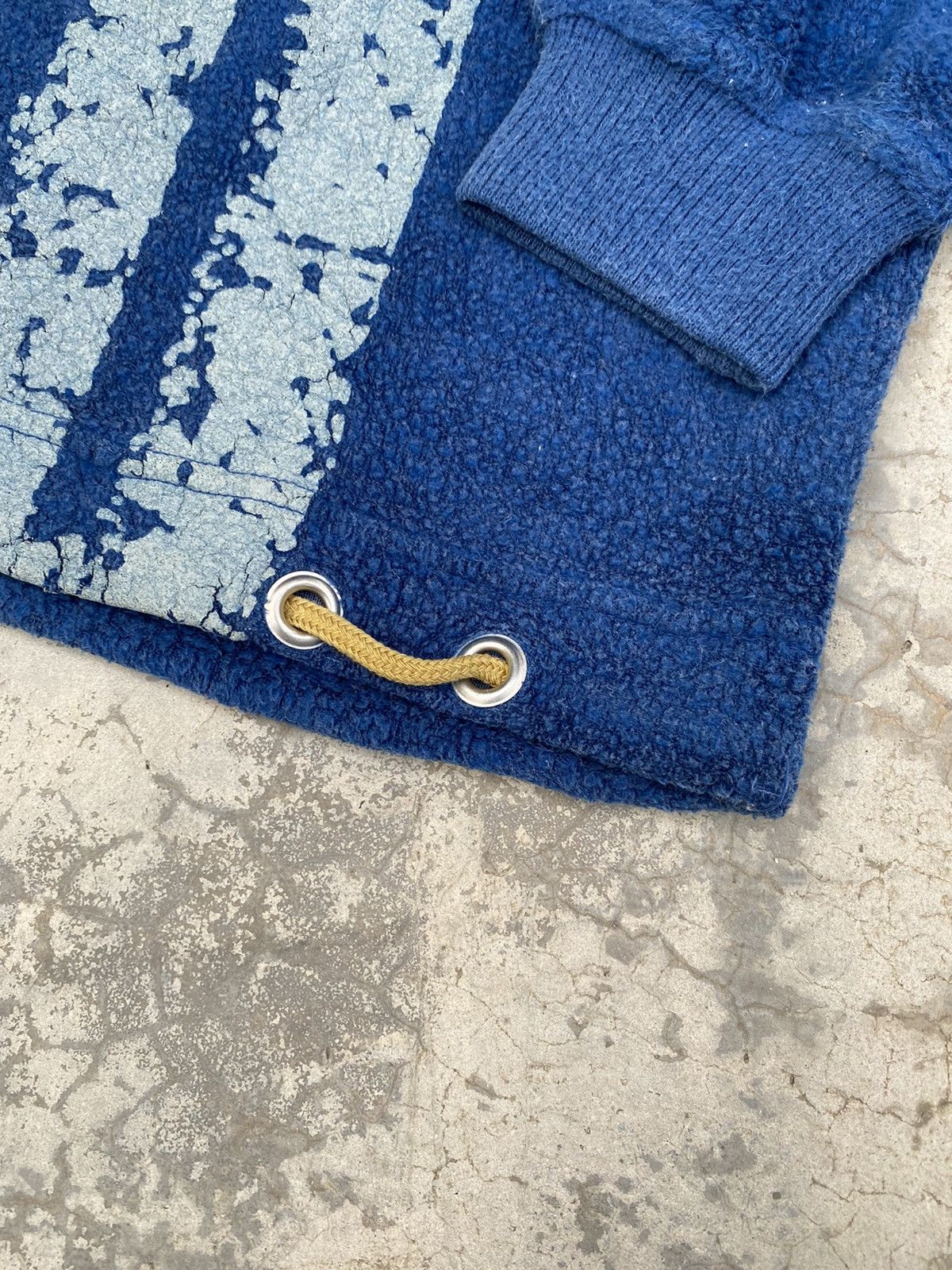 Japanese Brand Vintage Paradise Fleece Sweatshirt Over Size Made in Japan Size US M / EU 48-50 / 2 - 8 Thumbnail