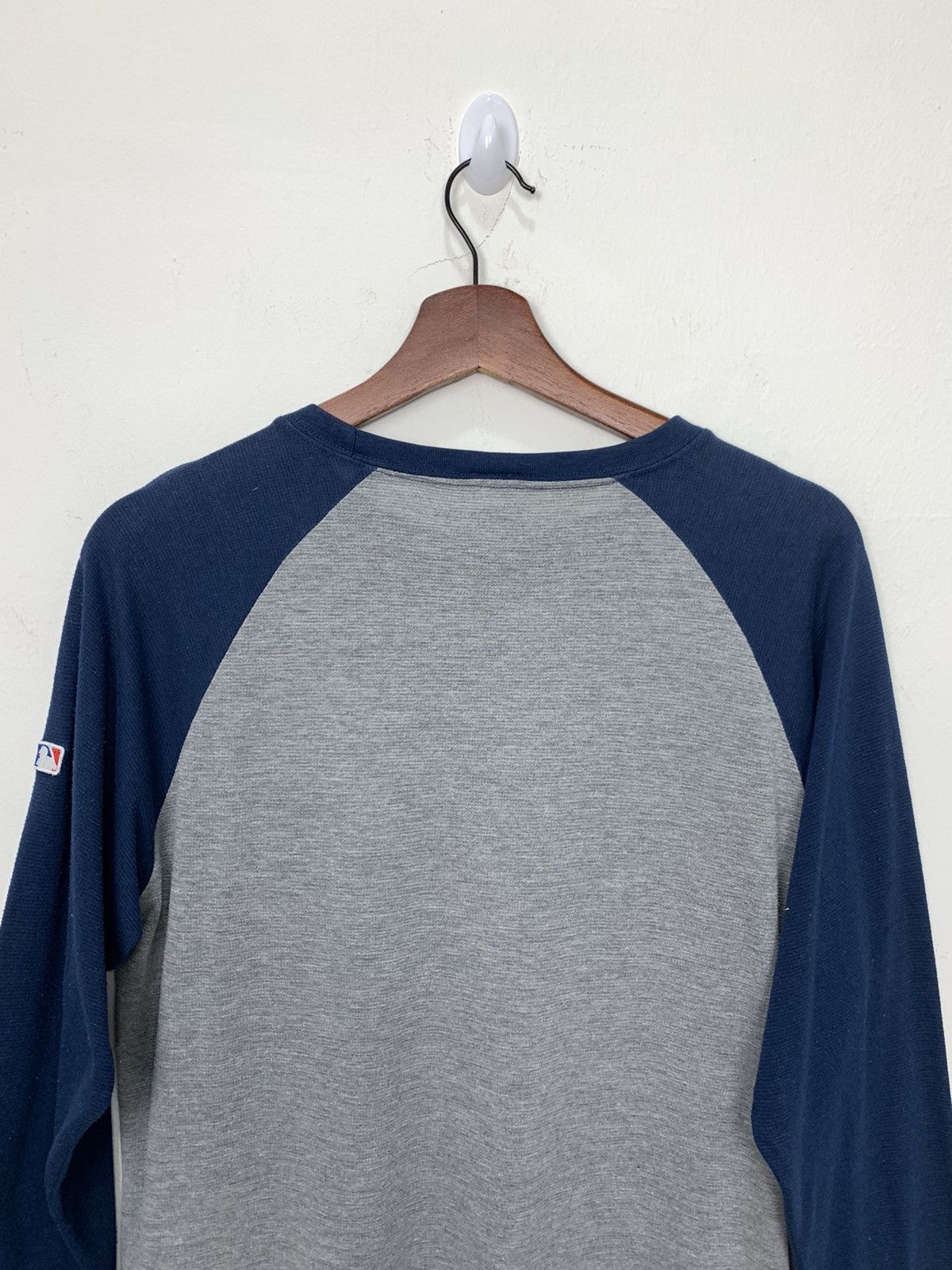 MLB × New York Yankees MLB x NEW YORK YANKEE 3Q Biglogo Graphic Thin Raglan Tshirt Size US M / EU 48-50 / 2 - 10 Thumbnail