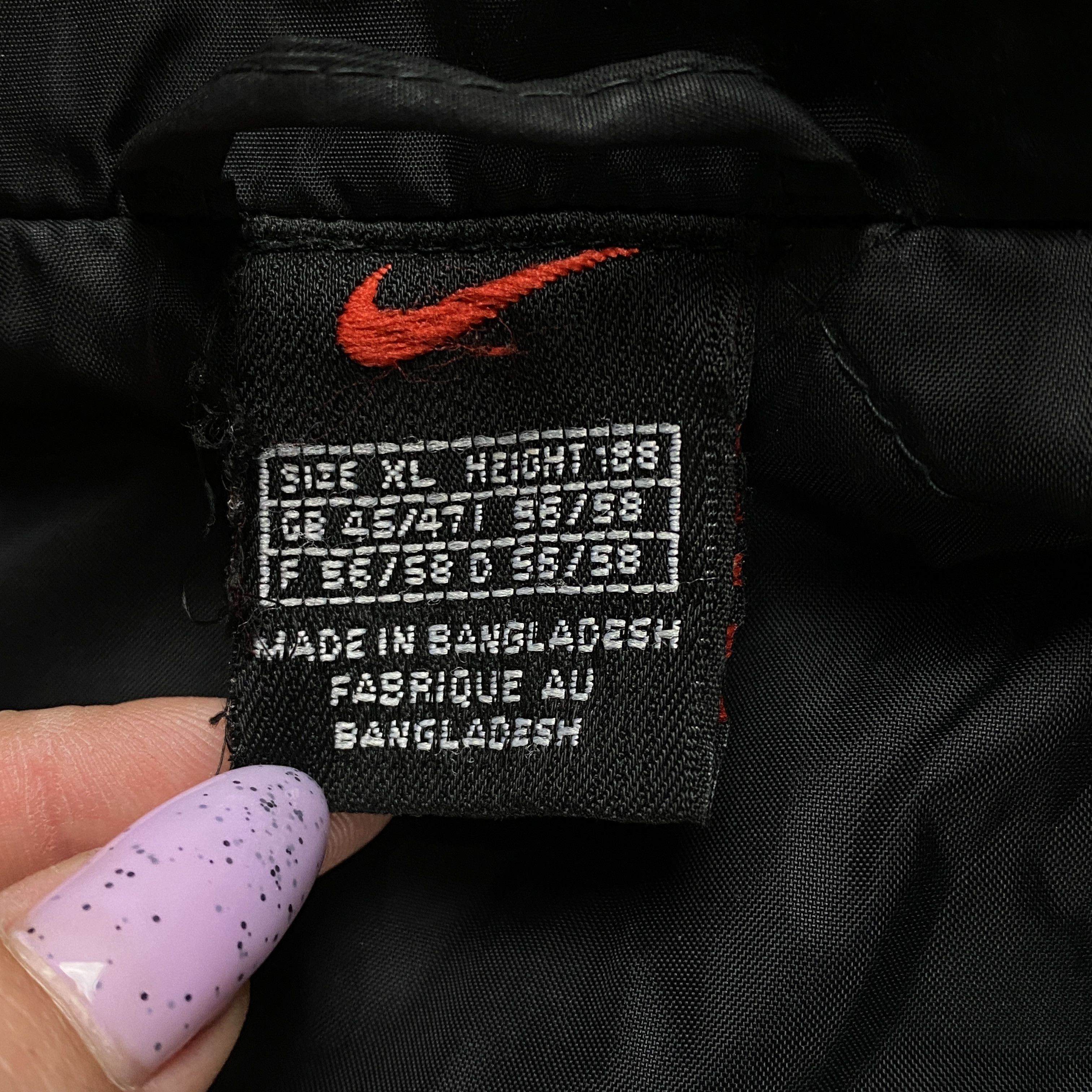 Nike × Vintage Mens Warm Jacket Nike Swoosh Vintage Size XL Black Nylon Size US XL / EU 56 / 4 - 7 Thumbnail