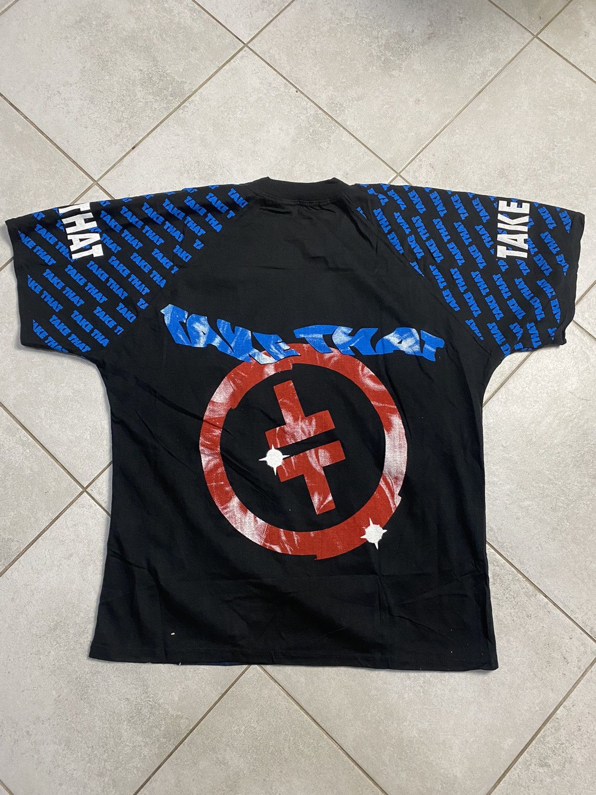 Band Tees Rare Take That Empire 90s Bootleg Vintage Tshirt Boysband Size US XL / EU 56 / 4 - 2 Thumbnail