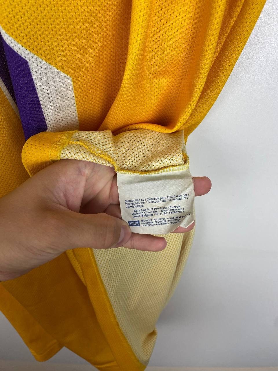 NBA × Vintage Lakers Kobe Bryant 8 Champion 90s vintage t-shirts size XXL Size US XXL / EU 58 / 5 - 6 Thumbnail