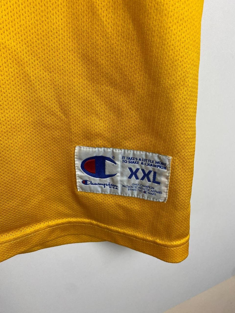 NBA × Vintage Lakers Kobe Bryant 8 Champion 90s vintage t-shirts size XXL Size US XXL / EU 58 / 5 - 4 Thumbnail