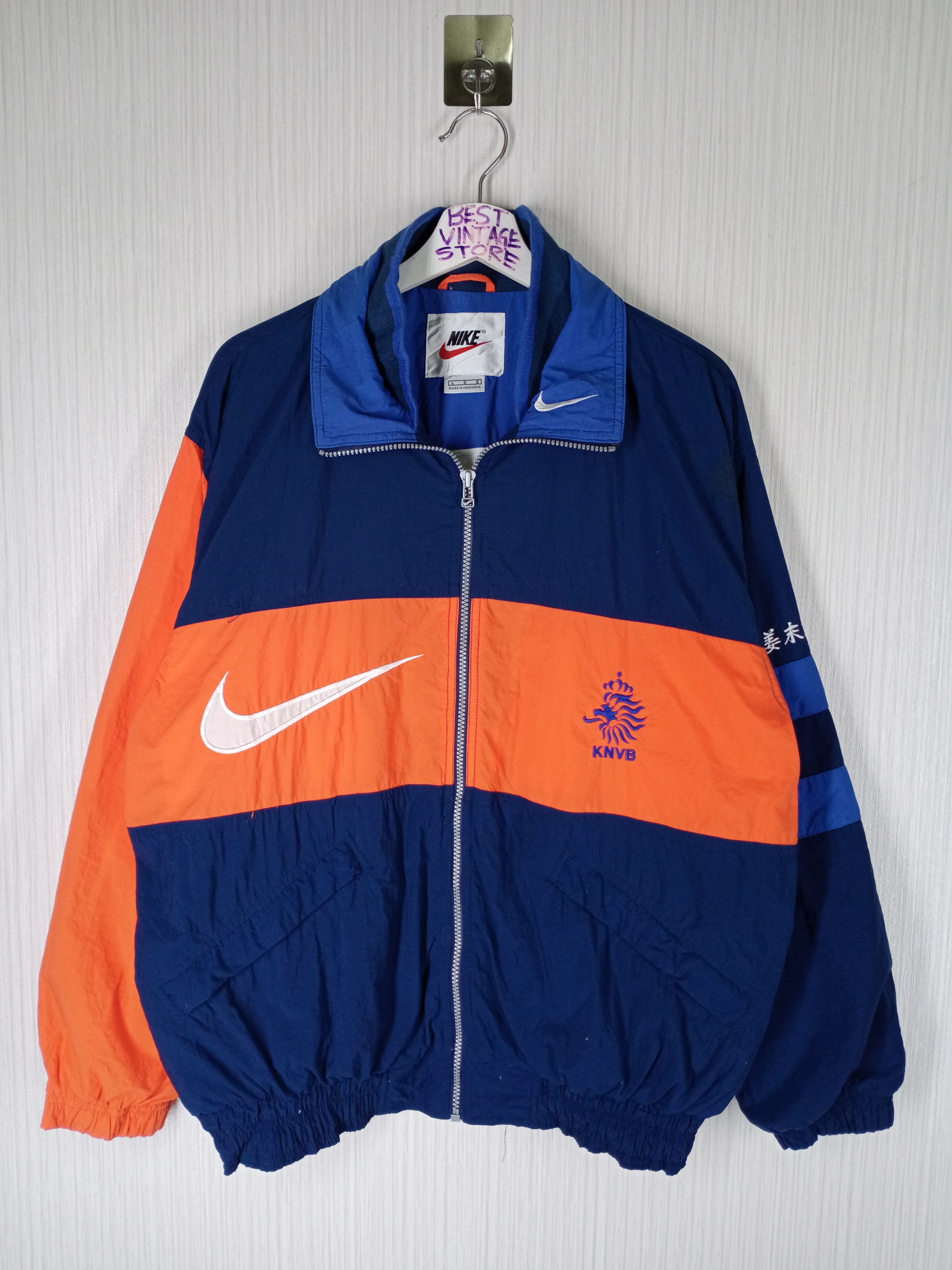 Nike Vintage 90s Nike Jacket Embroidery Big Logo Multicolour Size US L / EU 52-54 / 3 - 1 Thumbnail