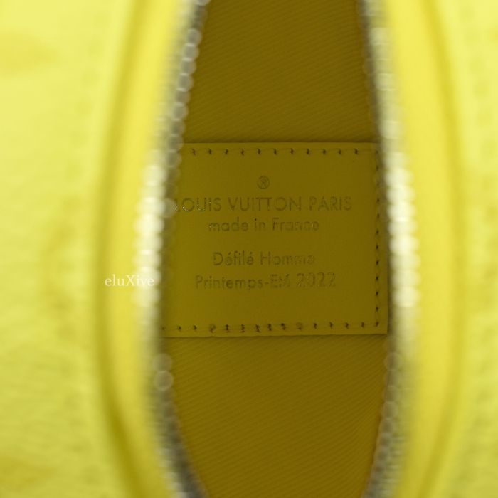 Louis Vuitton Louis Vuitton Yellow Monogram Lemon Fruit Zipper Pouch 2022 Size ONE SIZE - 10 Preview