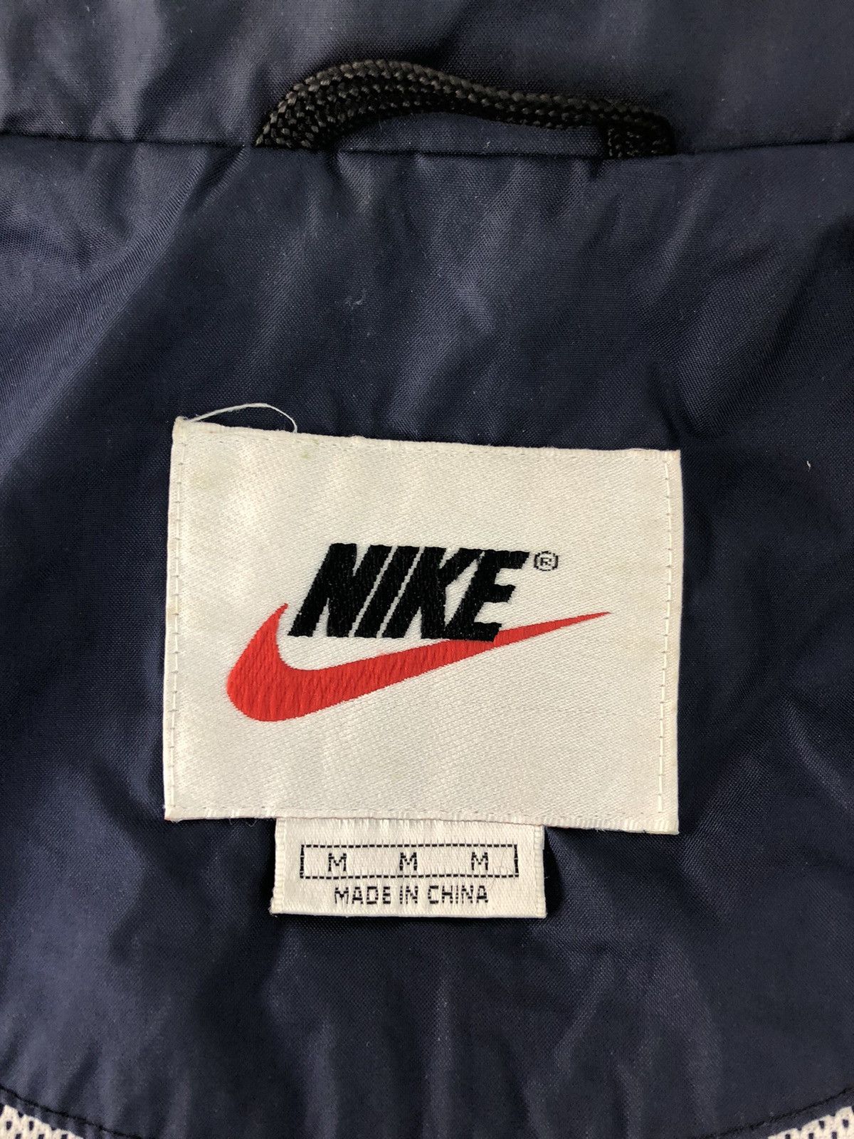 Nike 90s Nike Swoosh Windbreaker Big Embroidery Logo Jacket Size US M / EU 48-50 / 2 - 8 Thumbnail