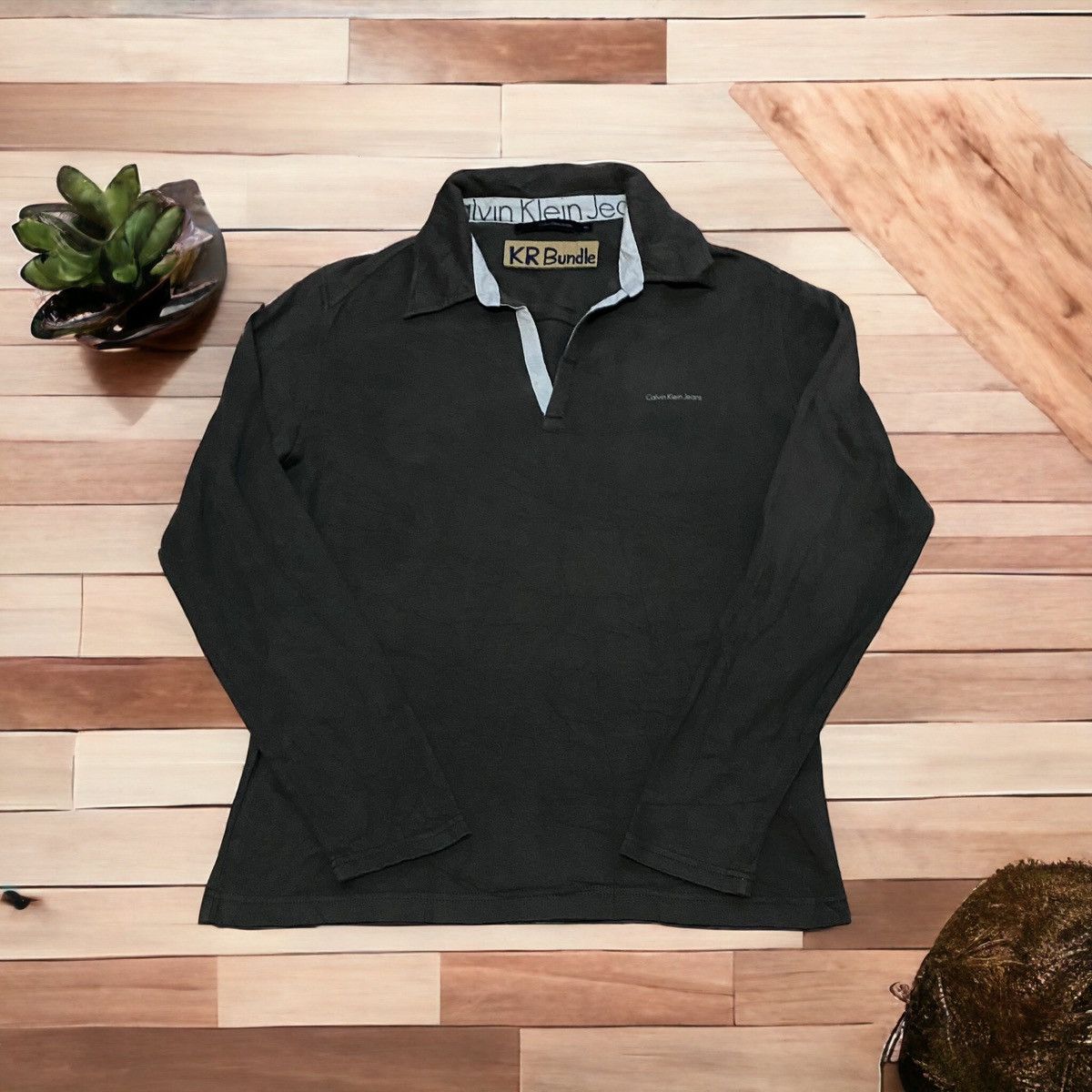 Calvin Klein × Vintage Calvin Klein Long Sleeve T Shirt Size US M / EU 48-50 / 2 - 1 Thumbnail