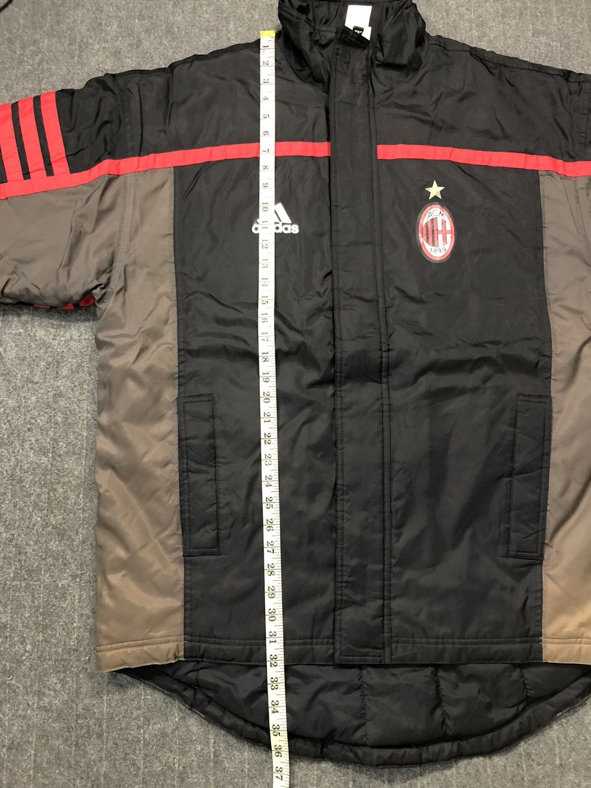 Adidas 90s Padded Adidas X Ac Milan Coach Jacket Three Stripes Size US L / EU 52-54 / 3 - 14 Thumbnail