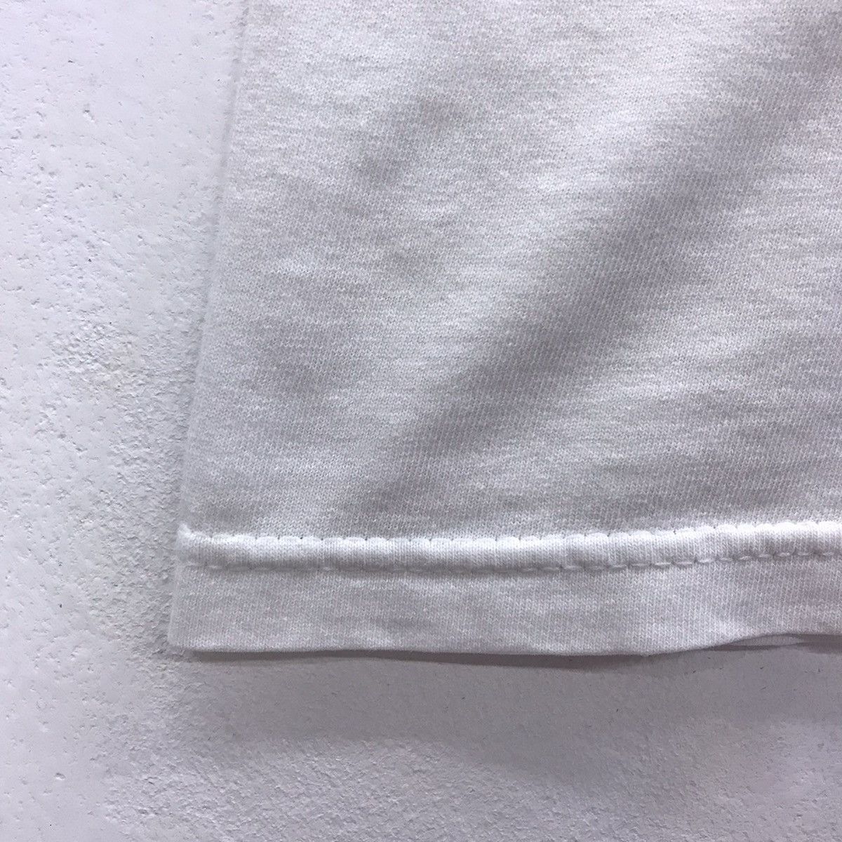 General Research *Rare!! General Research The Useless Wear Company tee Size US L / EU 52-54 / 3 - 8 Thumbnail