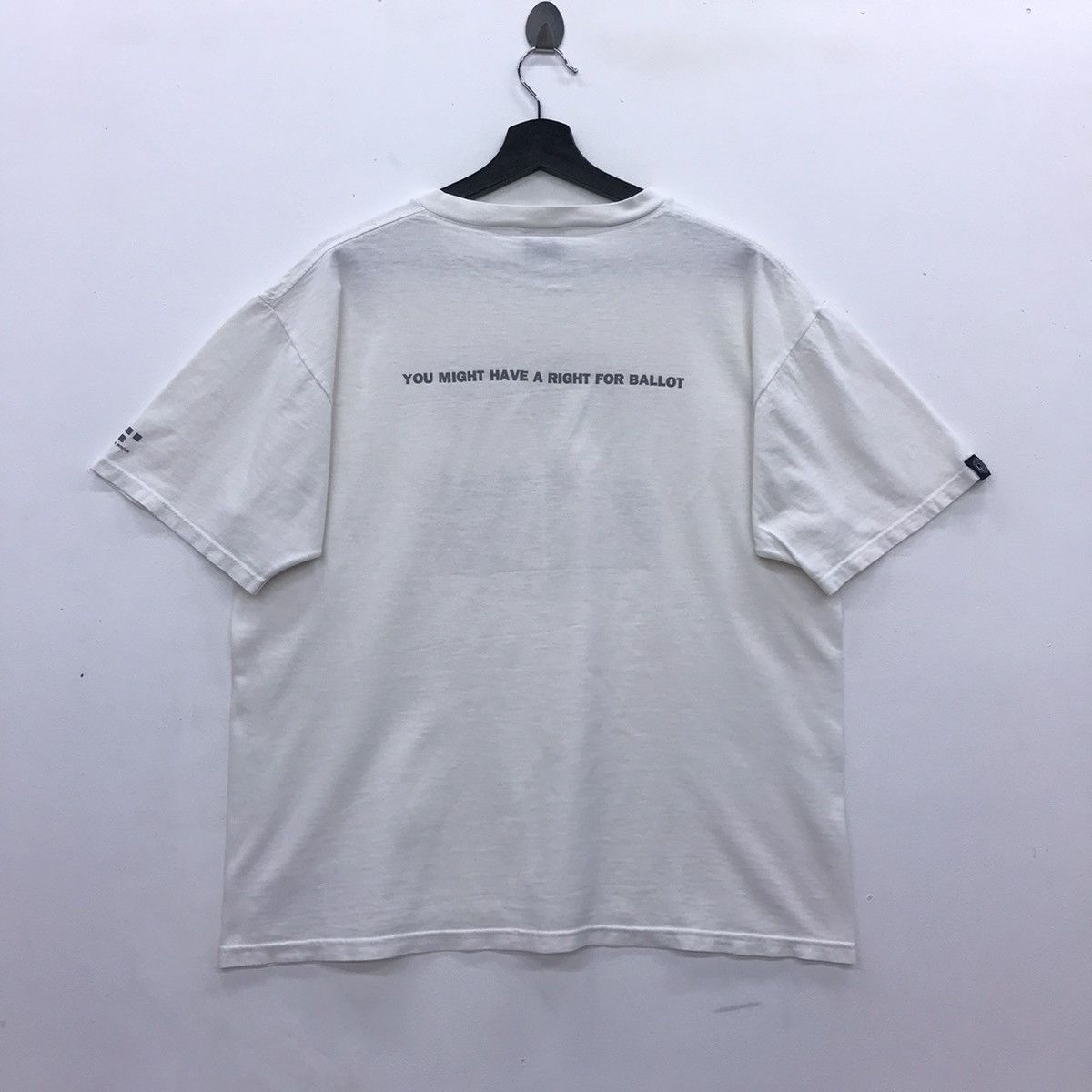 General Research *Rare!! General Research The Useless Wear Company tee Size US L / EU 52-54 / 3 - 15 Thumbnail
