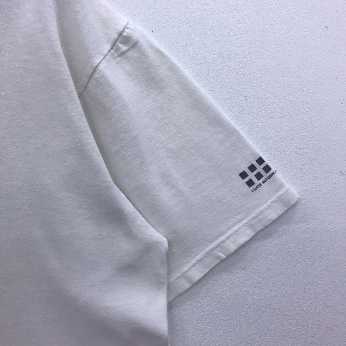 General Research *Rare!! General Research The Useless Wear Company tee Size US L / EU 52-54 / 3 - 6 Thumbnail