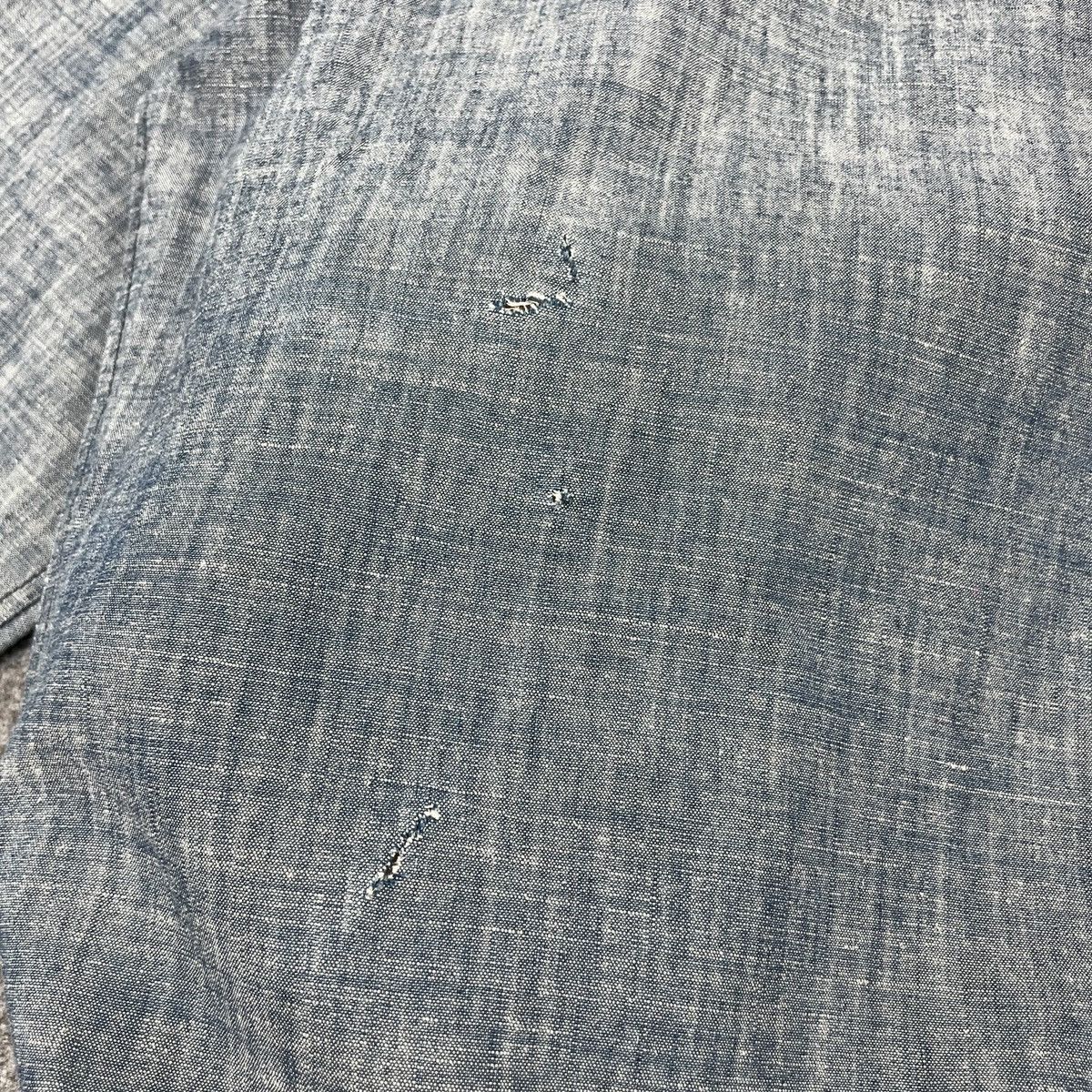 Levi's × Vintage Vintage Chambray 70's Levi's Distressed Leather Pocket Shirt Size US S / EU 44-46 / 1 - 21 Thumbnail