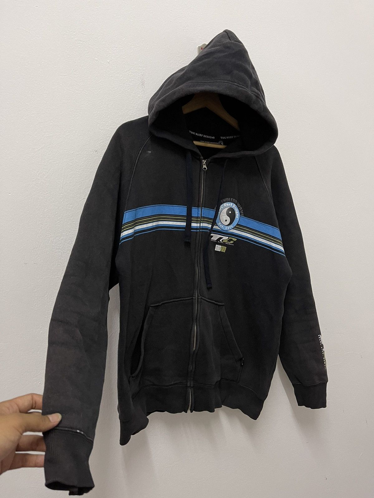Japanese Brand × Vintage Vintage T&C Surf Surfing Ying Yang Big Logo Sweatshirt Size US L / EU 52-54 / 3 - 5 Thumbnail