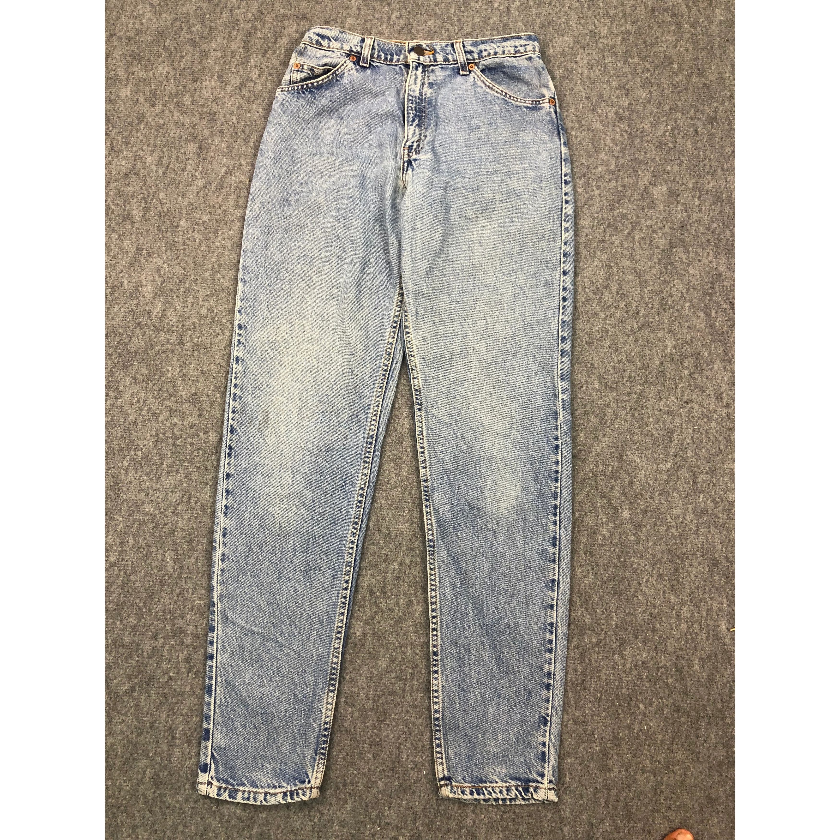 Levi's Vintage 90s Levis 950 Blue Tapered Leg Jeans DP0220 Size US 29 - 1 Thumbnail