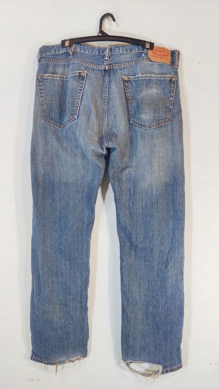 Levi's levis 505 straight cut distressed denim Size US 39 - 1 Thumbnail
