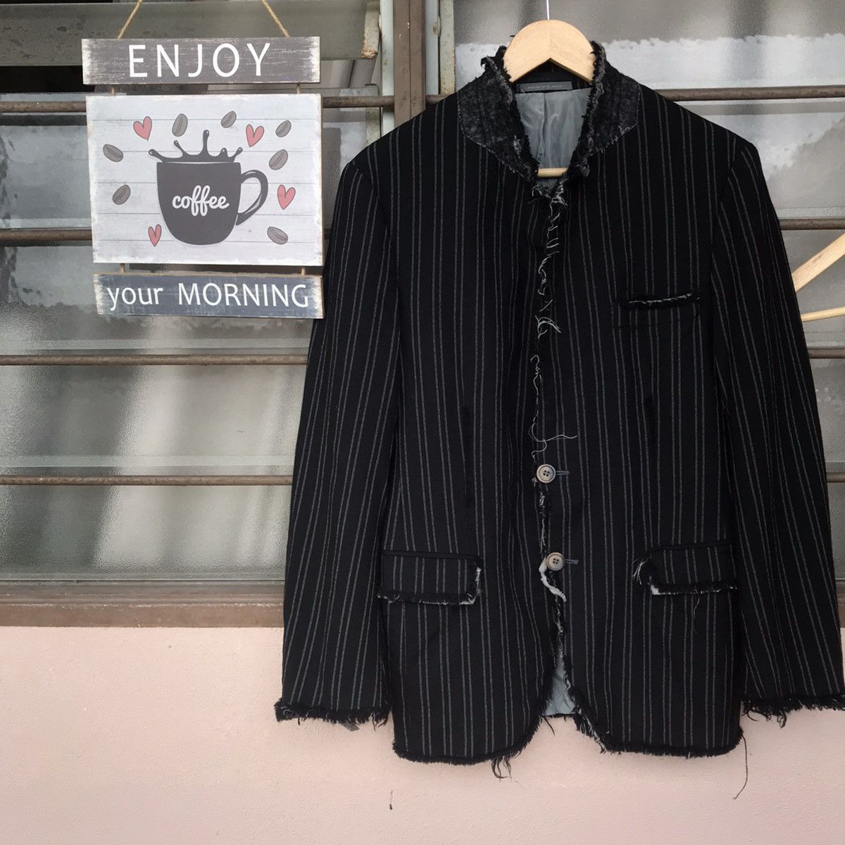 Pierre Balmain Pierre Balmain trashed distressed jacket slimfit Size US M / EU 48-50 / 2 - 2 Thumbnail