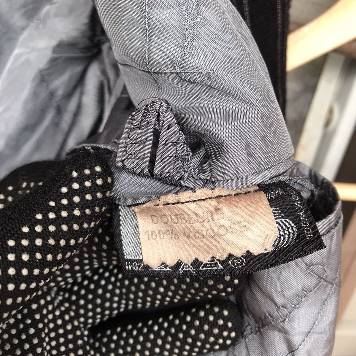 Pierre Balmain Pierre Balmain trashed distressed jacket slimfit Size US M / EU 48-50 / 2 - 15 Thumbnail