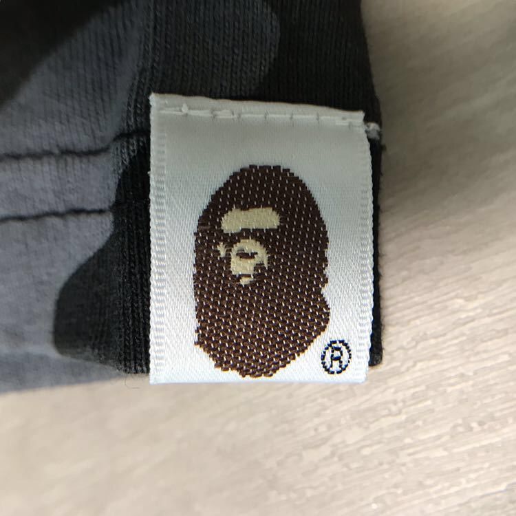 Bape BAPE x TROPHY ROOM BAPE camo Gold foil logo T-shirt Size US M / EU 48-50 / 2 - 6 Thumbnail