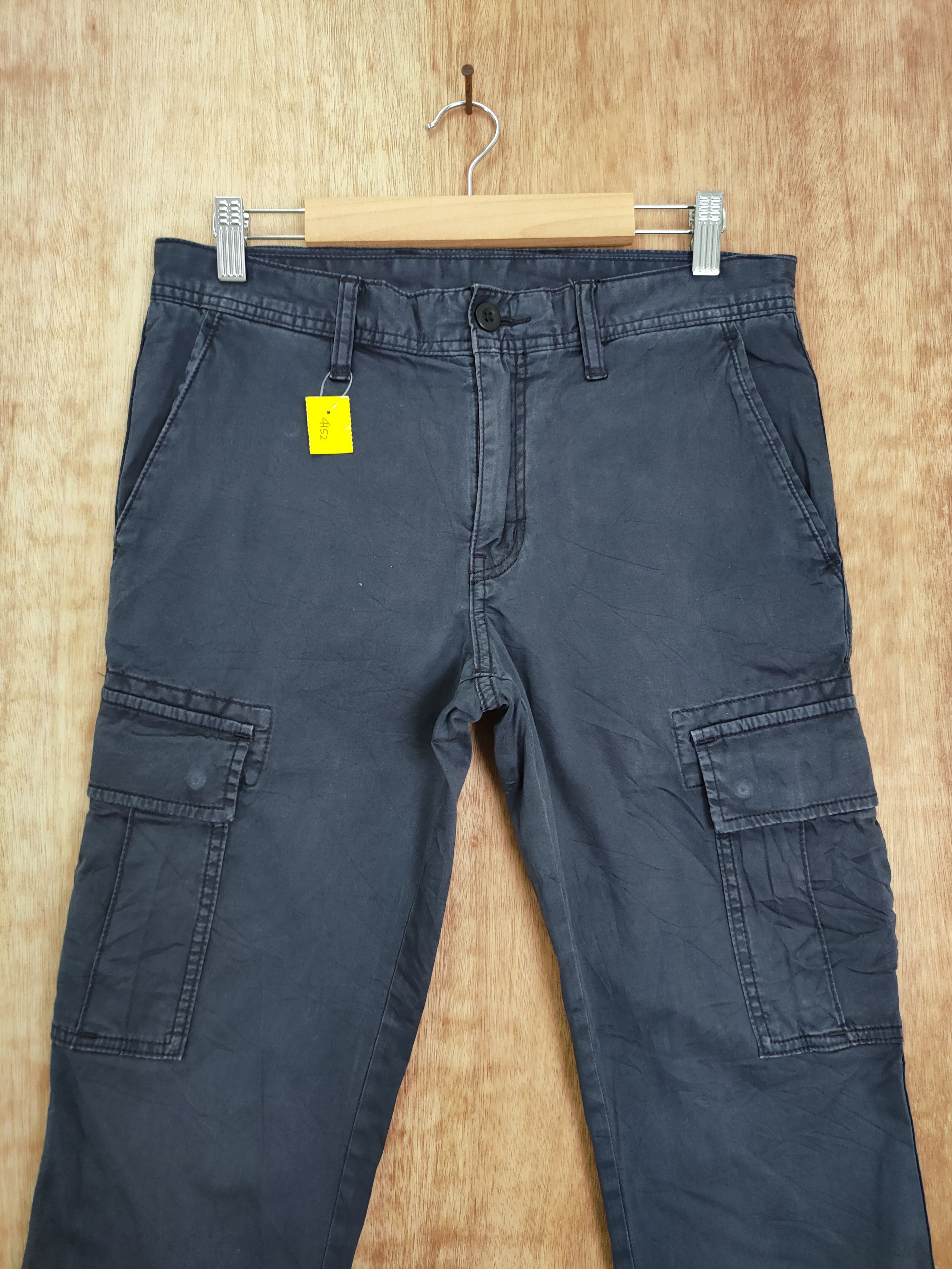 Japanese Brand Uniqlo japan multipocket tactical cargo pants #4152 Size US 30 / EU 46 - 3 Thumbnail