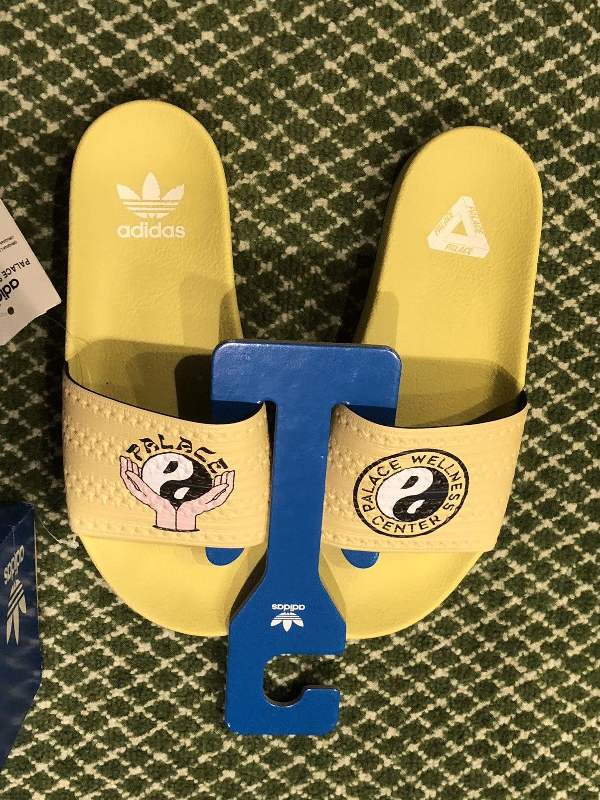 Adidas × Palace Palace adidas Palaste Adilette - 9 Size US 9 / EU 42 - 10 Thumbnail