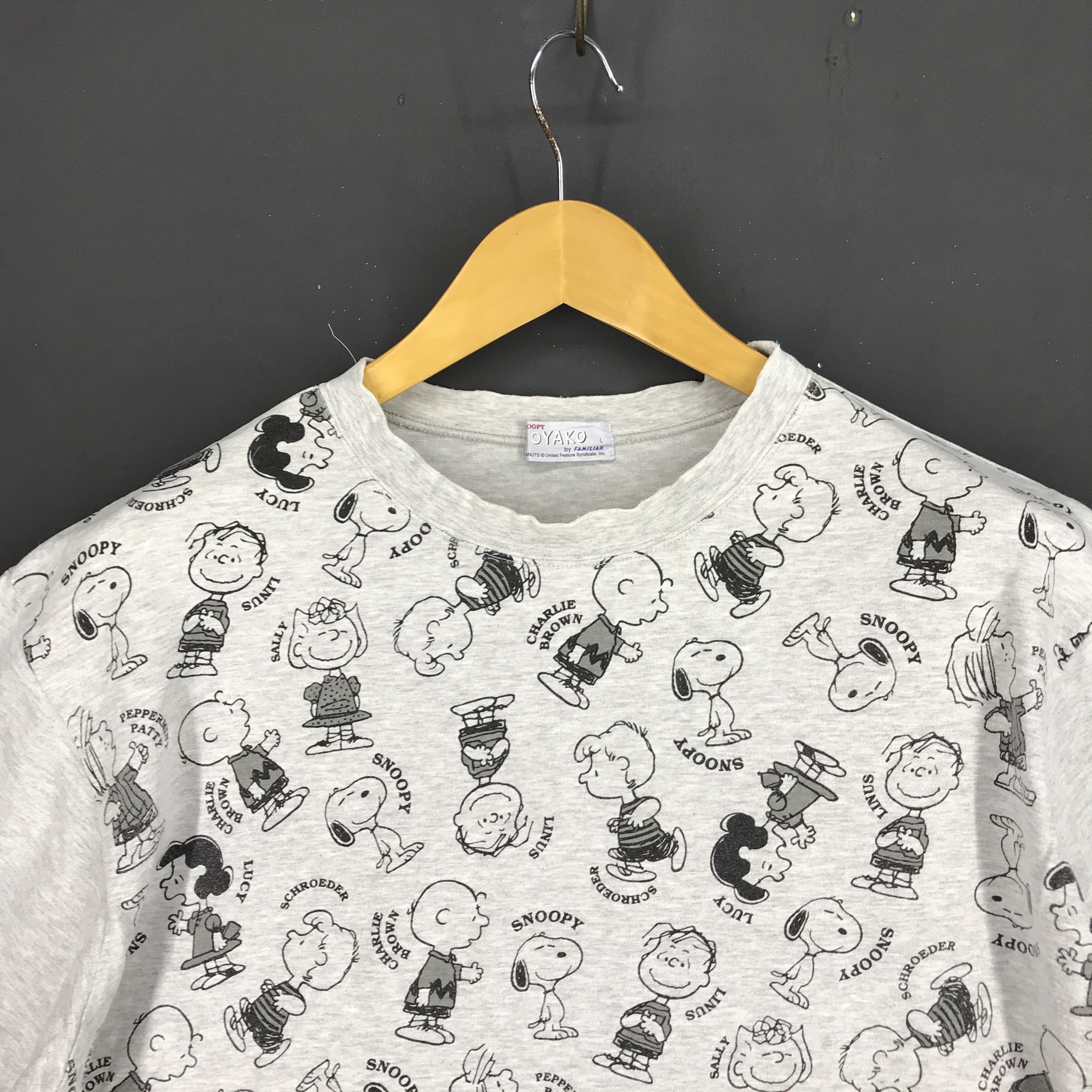 Peanuts SNOOPY OYAKO by FAMILIAR Crew Neck T Shirt #2365-82 Size US L / EU 52-54 / 3 - 2 Thumbnail