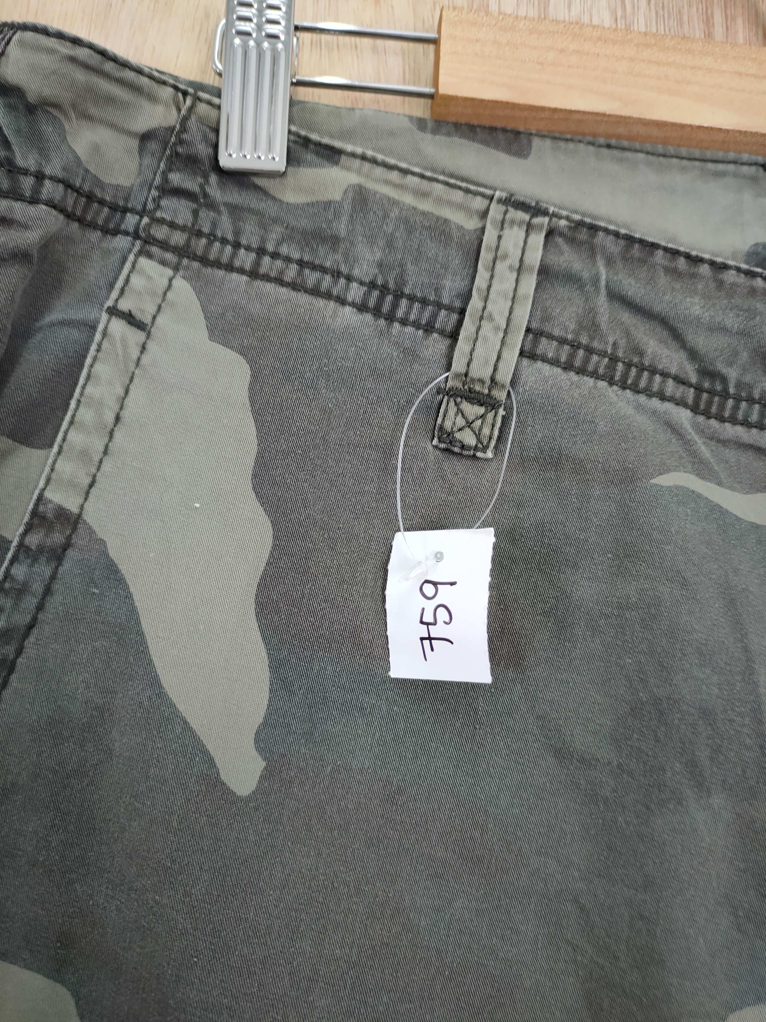 Uniqlo Uniqlo camo military streetwear tactical cargo pants #759 Size US 32 / EU 48 - 4 Thumbnail