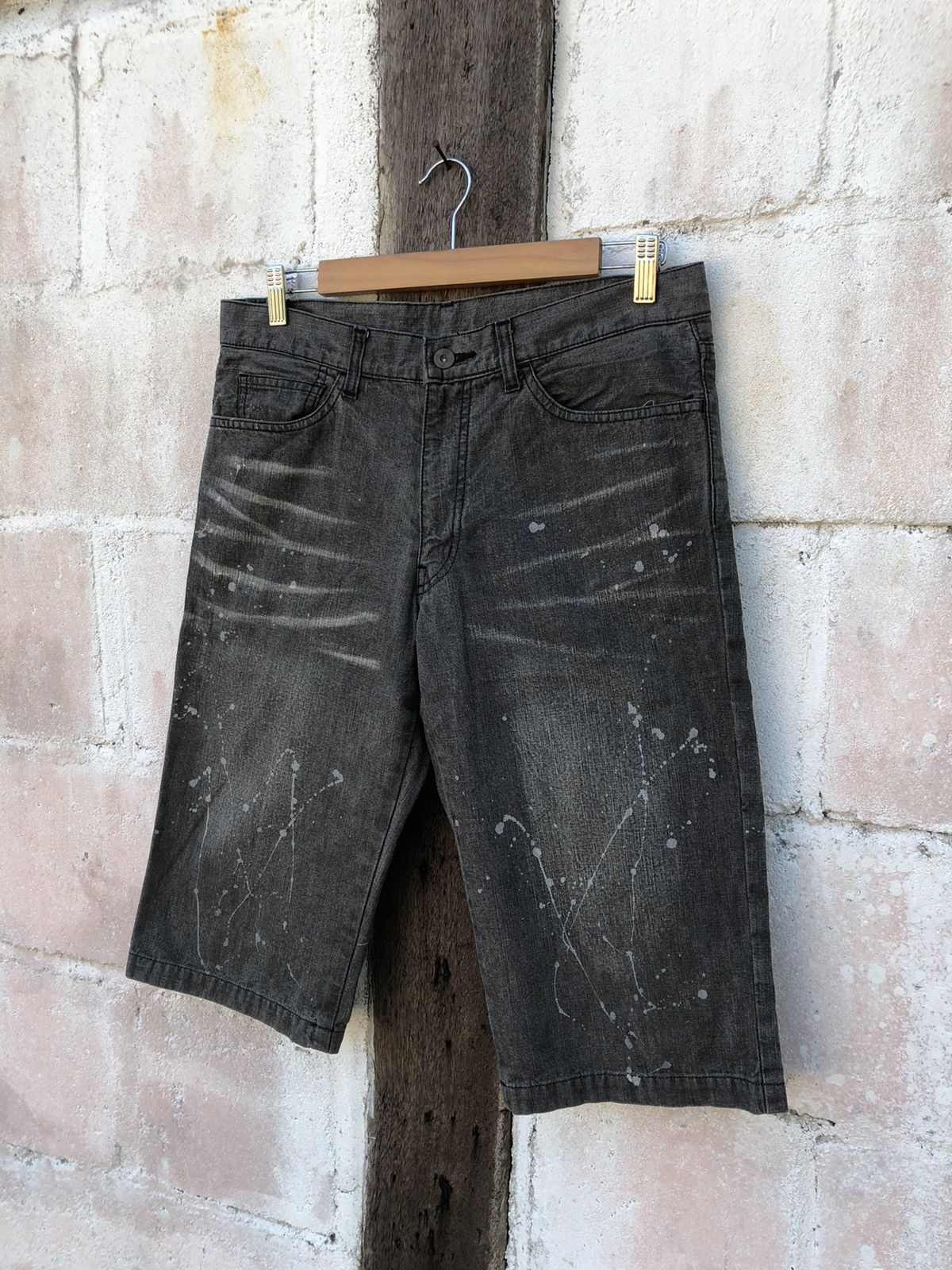 Beauty Beast × Boycott × Japanese Brand 🔥SALE AW23🔥Boycott Print Paint Short Pants Size US 34 / EU 50 - 3 Thumbnail