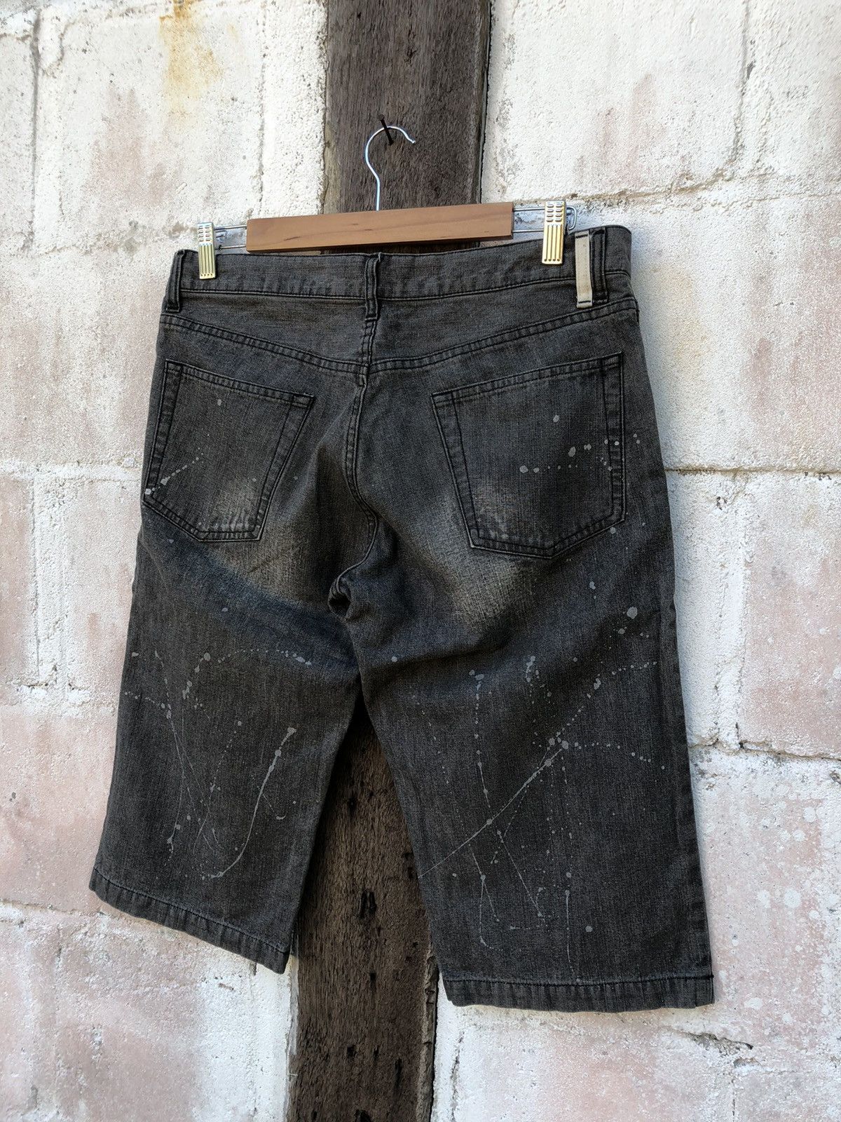 Beauty Beast × Boycott × Japanese Brand 🔥SALE AW23🔥Boycott Print Paint Short Pants Size US 34 / EU 50 - 4 Thumbnail