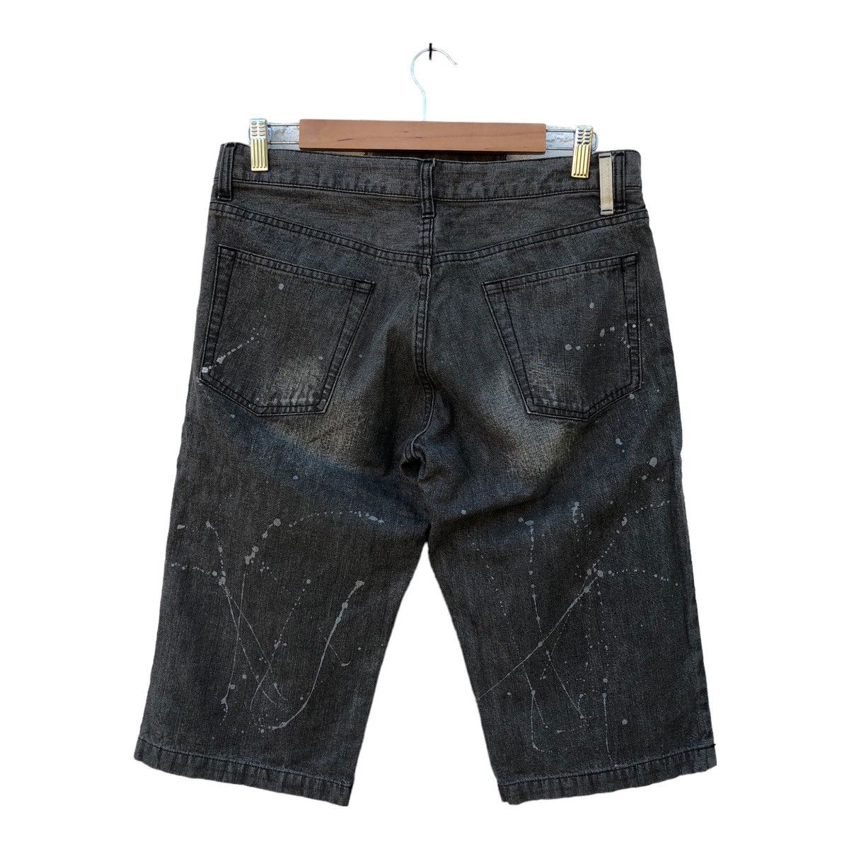 Beauty Beast × Boycott × Japanese Brand 🔥SALE AW23🔥Boycott Print Paint Short Pants Size US 34 / EU 50 - 2 Thumbnail