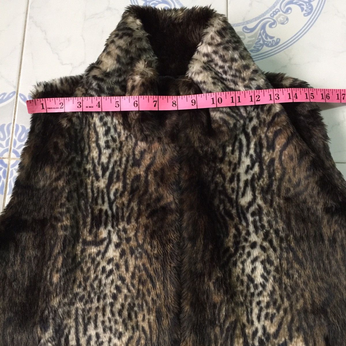 Japanese Brand Rare leopard colored fur vest nice design Size US M / EU 48-50 / 2 - 9 Thumbnail