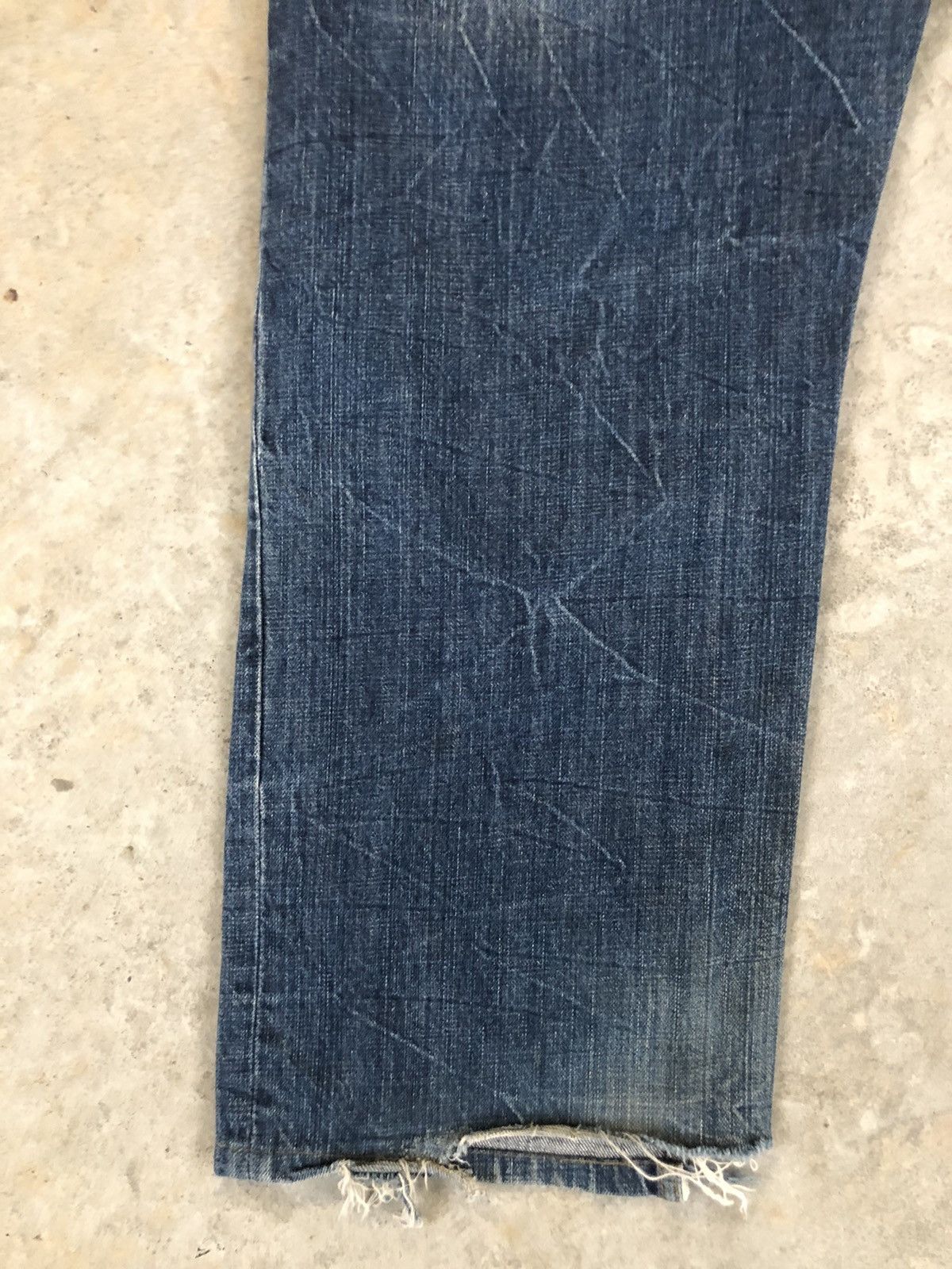 Karakuri Tamashii Japanese Karakuri Tamashi Embroidered Jeans Distressed Size US 37 - 10 Thumbnail