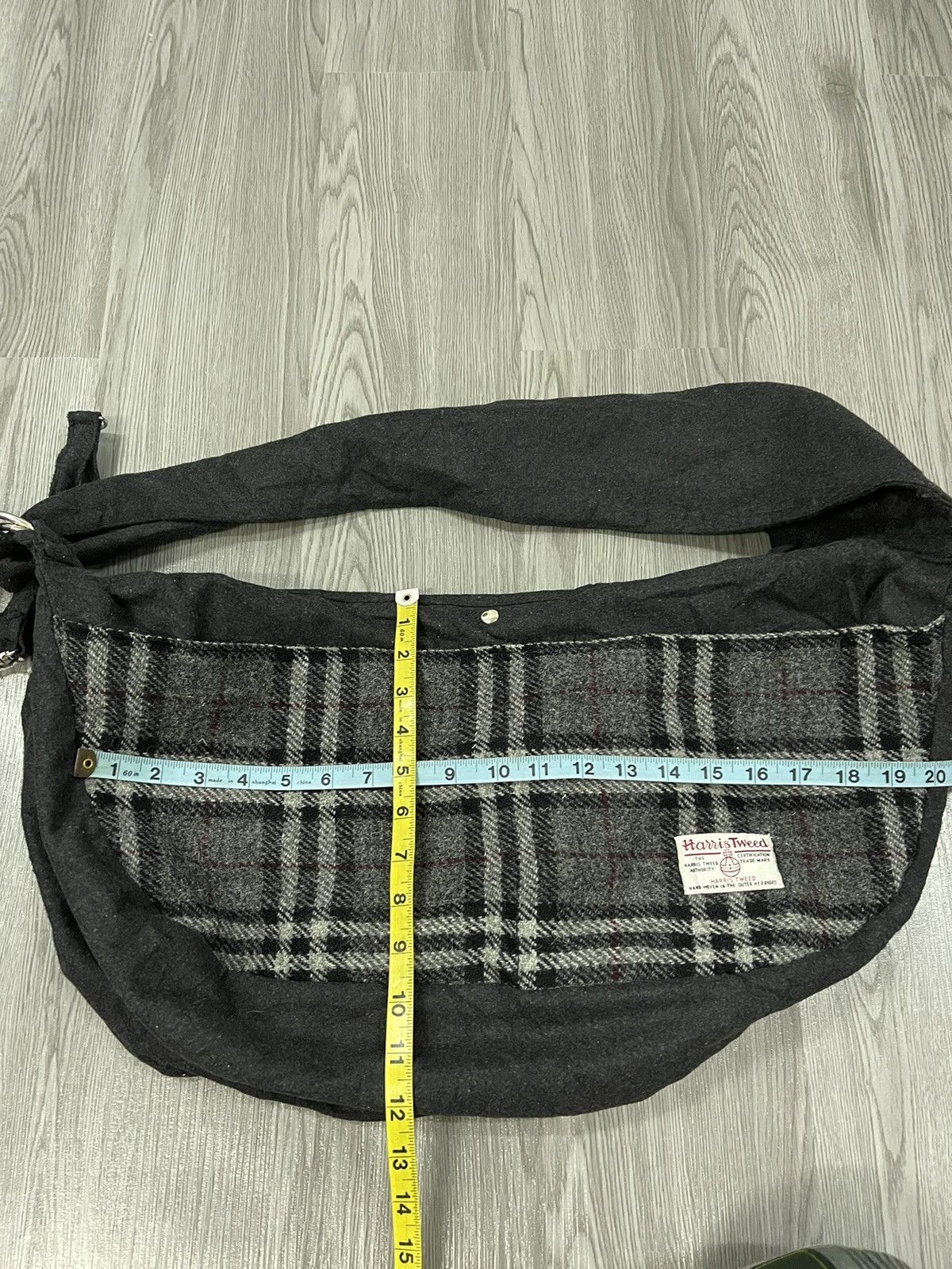 Harris Tweed × Japanese Brand Wool Plaid Harris Tweed Big Size Crossbody bag Size ONE SIZE - 10 Thumbnail