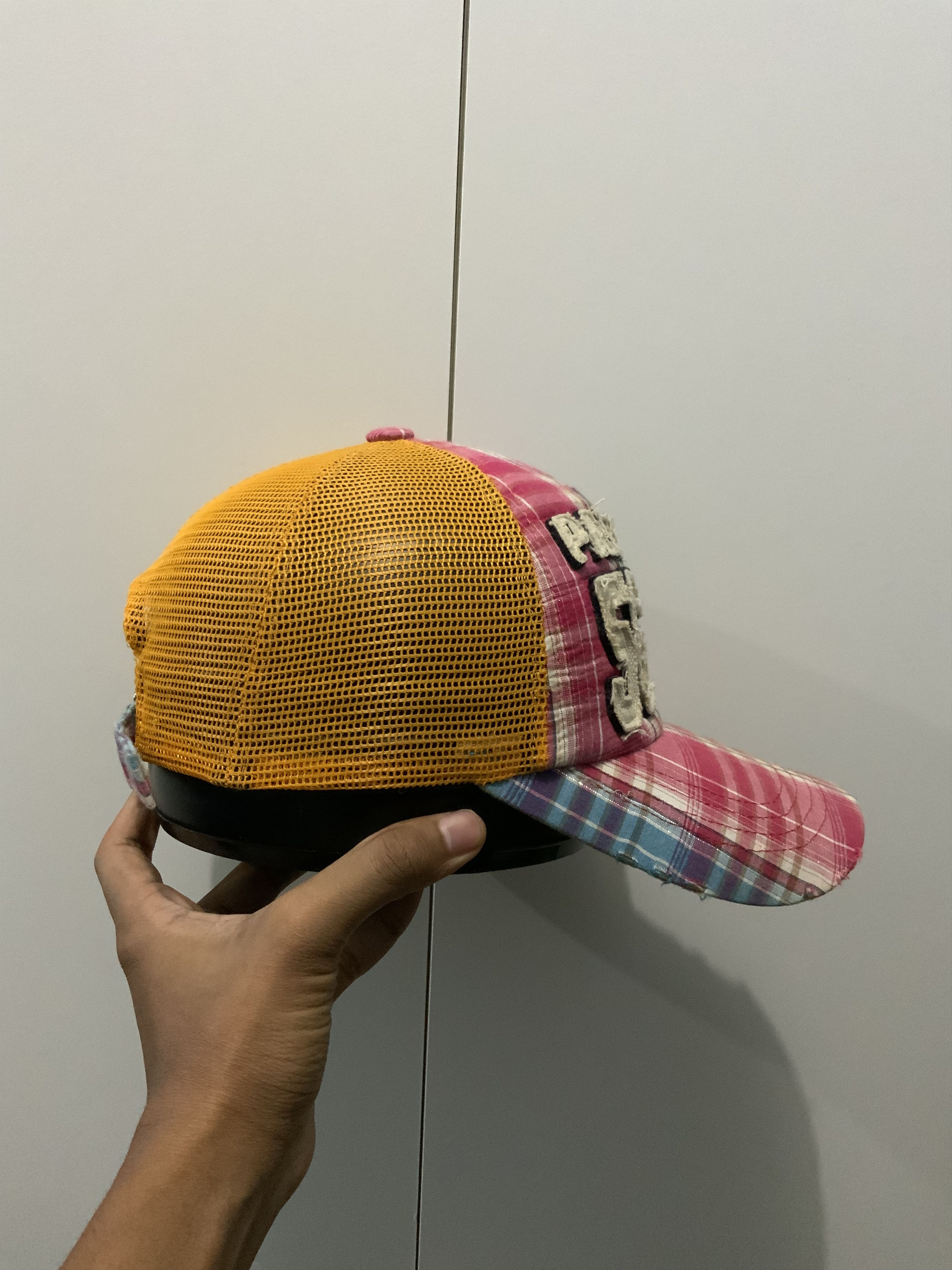 Japanese Brand Paradise 56-289 Multicolor Spellout Trucker Hat Size ONE SIZE - 5 Thumbnail