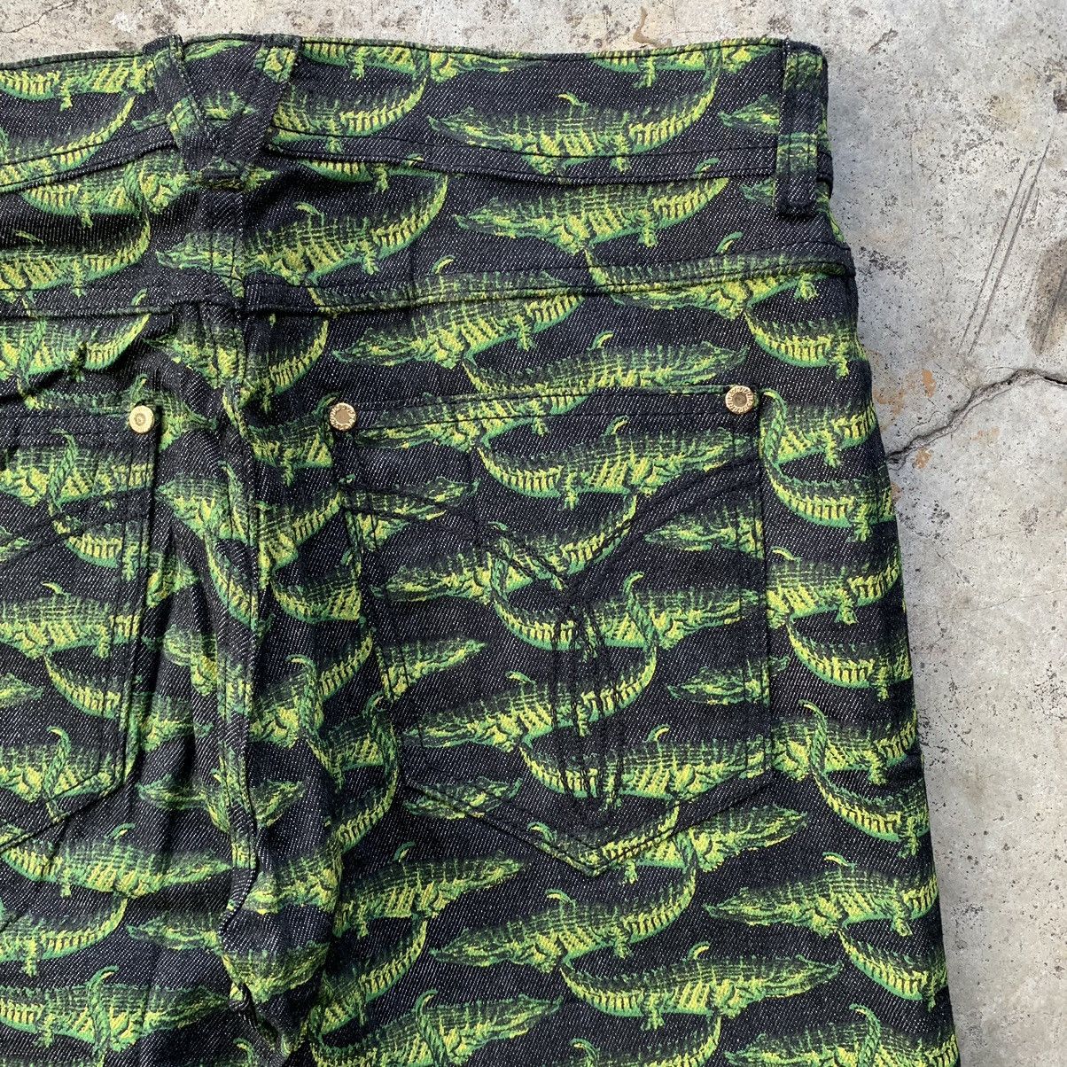 Other FW11 Versace X H&M Crocodile All Over Printed Denim Pants Size US 29 - 19 Thumbnail