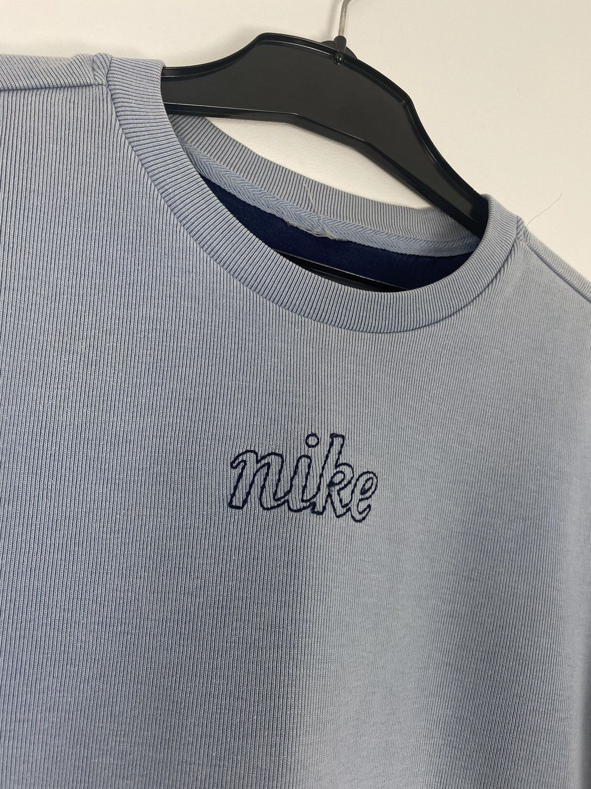 Nike × Vintage Nike Vintage Crewneck Baby Blue Center Logo S/M Unisex y2k Size S / US 4 / IT 40 - 4 Thumbnail