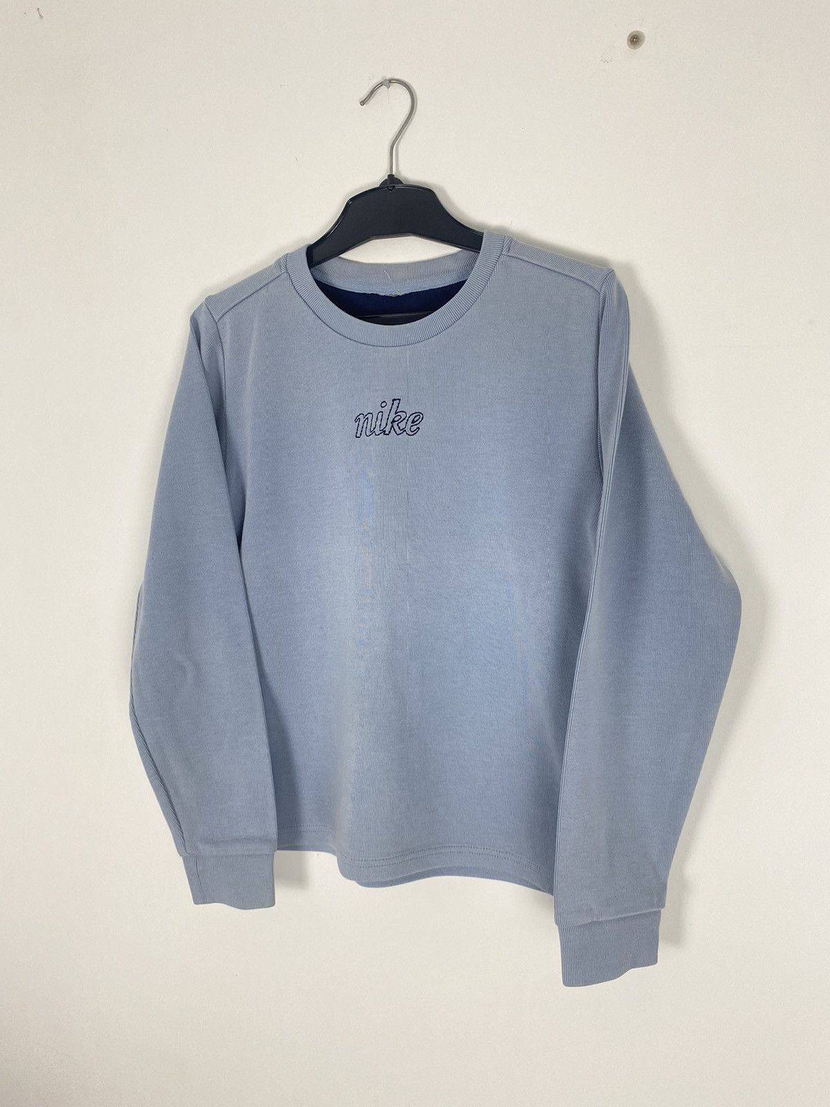 Nike × Vintage Nike Vintage Crewneck Baby Blue Center Logo S/M Unisex y2k Size S / US 4 / IT 40 - 2 Thumbnail