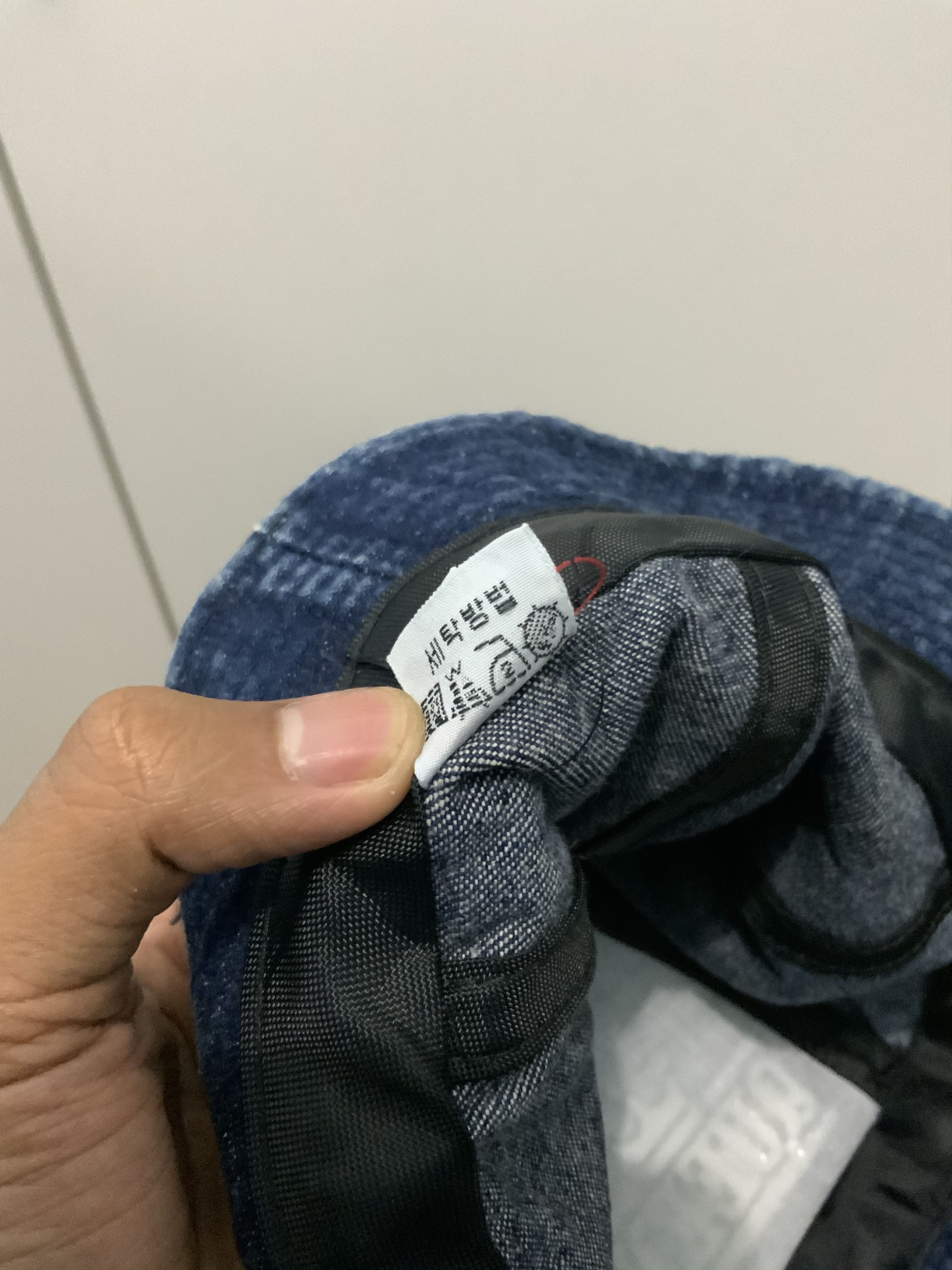 Japanese Brand Queen Spellout Denime Bucket Hat Size ONE SIZE - 17 Thumbnail