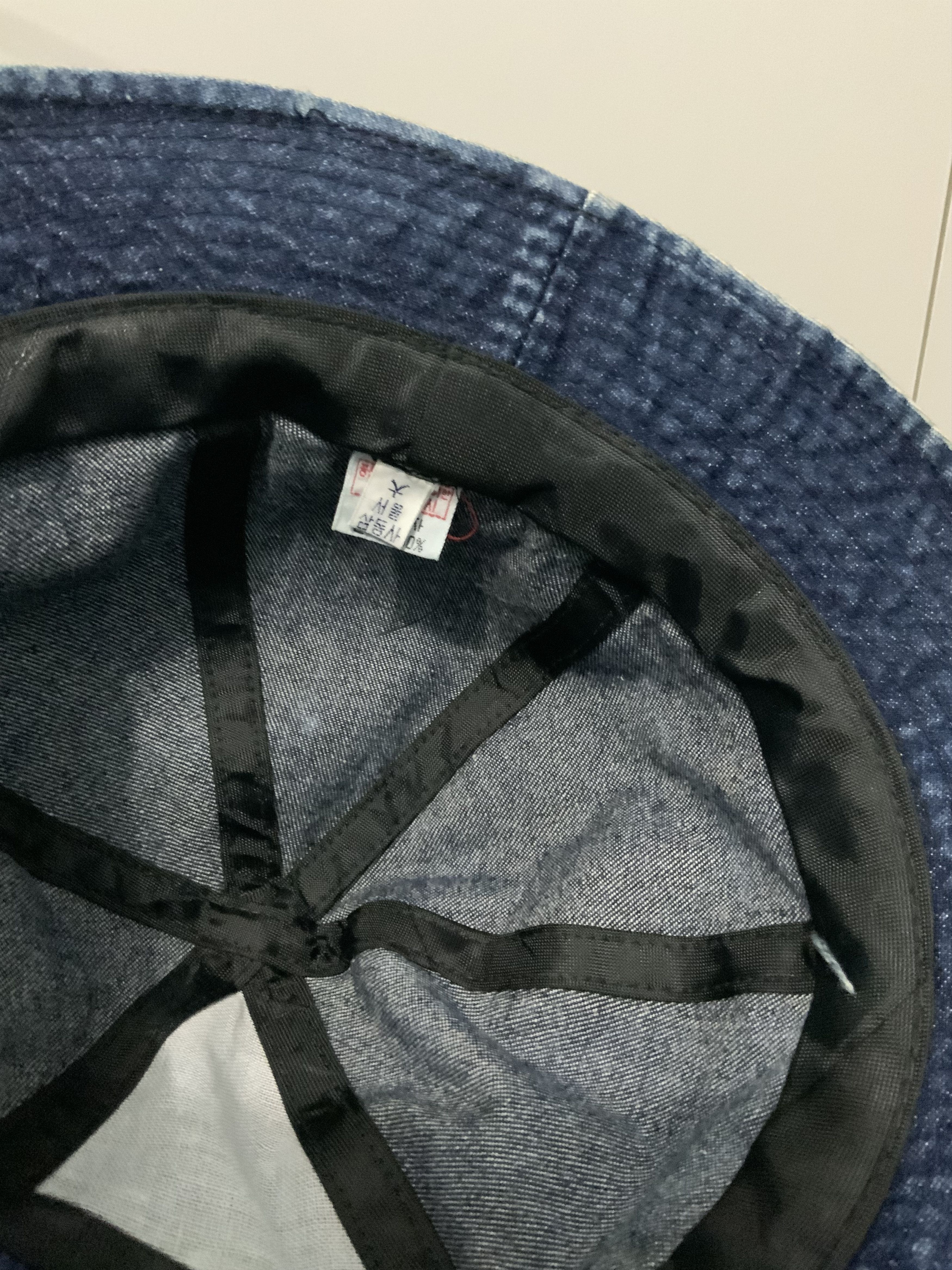 Japanese Brand Queen Spellout Denime Bucket Hat Size ONE SIZE - 13 Thumbnail