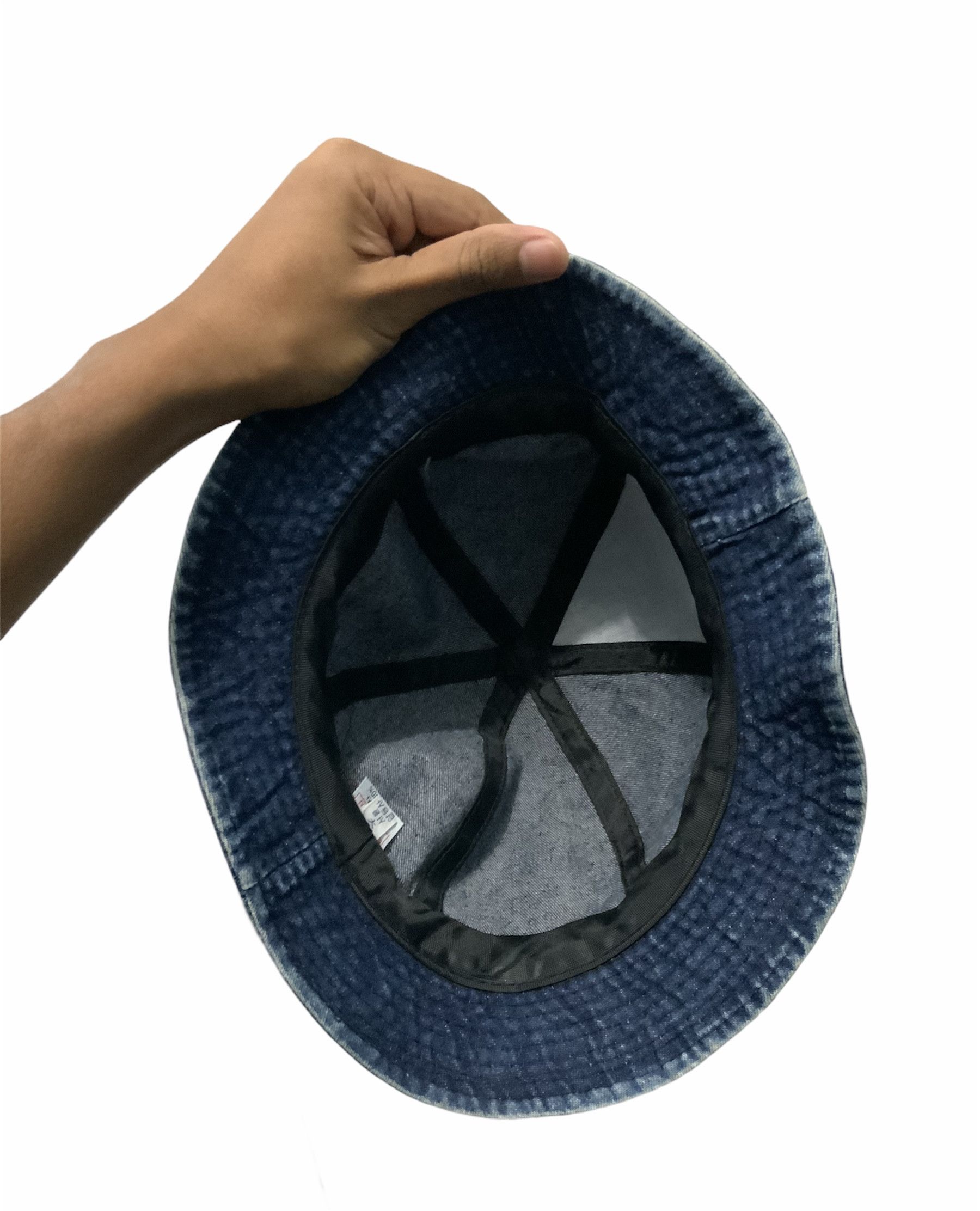 Japanese Brand Queen Spellout Denime Bucket Hat Size ONE SIZE - 8 Thumbnail