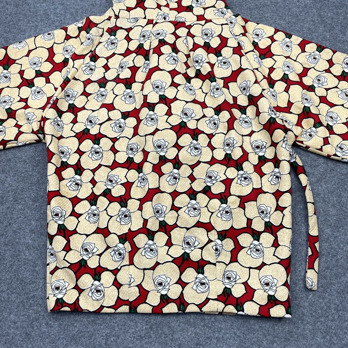 Vintage Vintage Japanese Brand Baggy Floral Motif Kimono Jacket Size XXL / US 16-18 / IT 52-54 - 10 Thumbnail