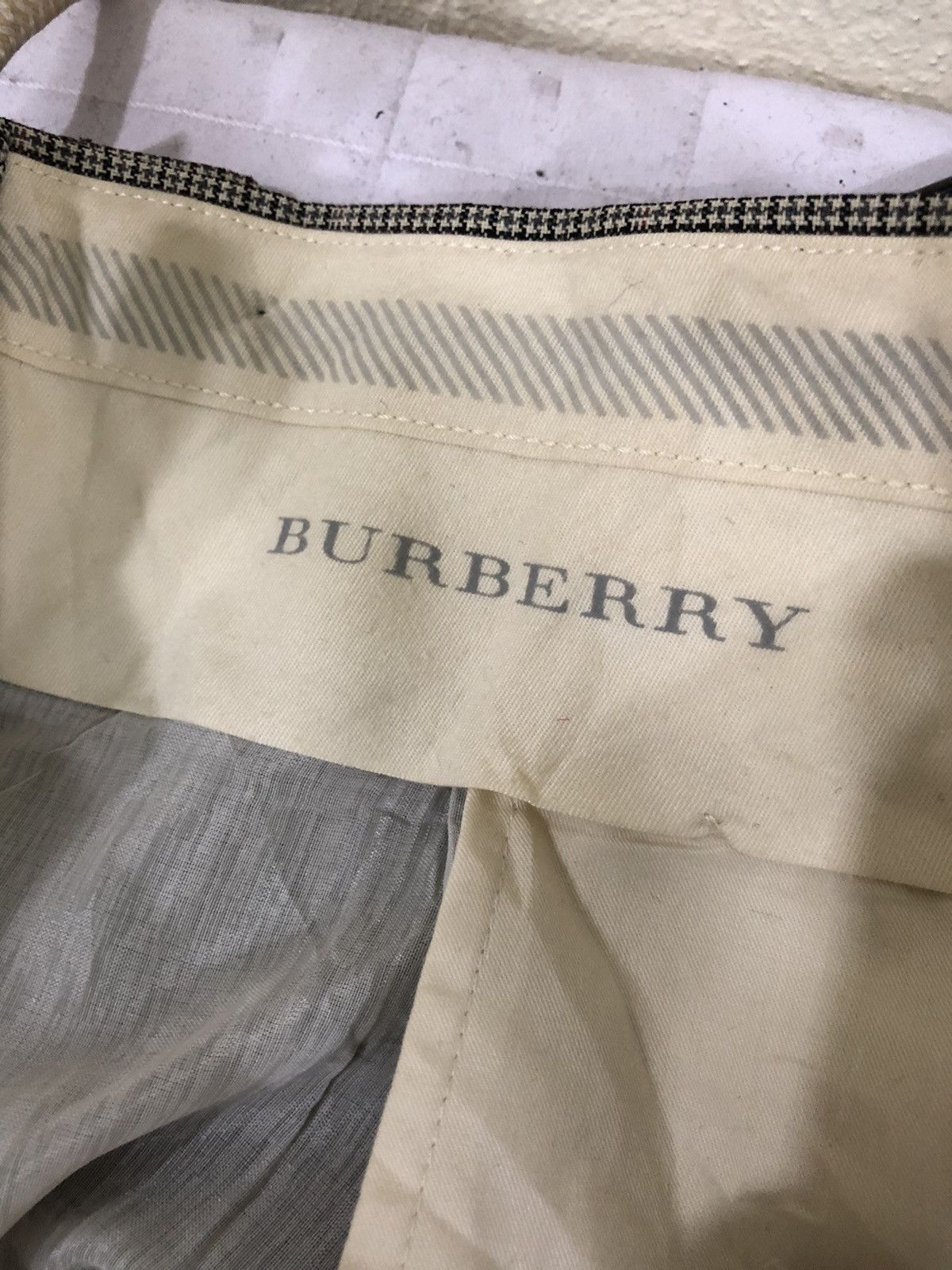 Burberry Vintage Burberry Golf Plaid Tartan Pant Size US 36 / EU 52 - 9 Thumbnail